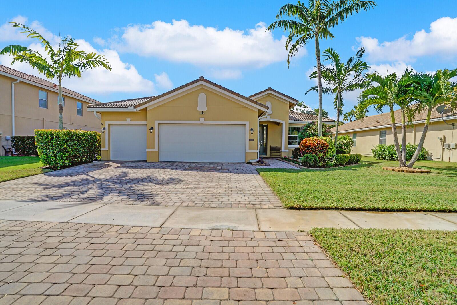 9328 Silent Oak Circle, West Palm Beach, FL 33411, West Palm Beach - Photo 2