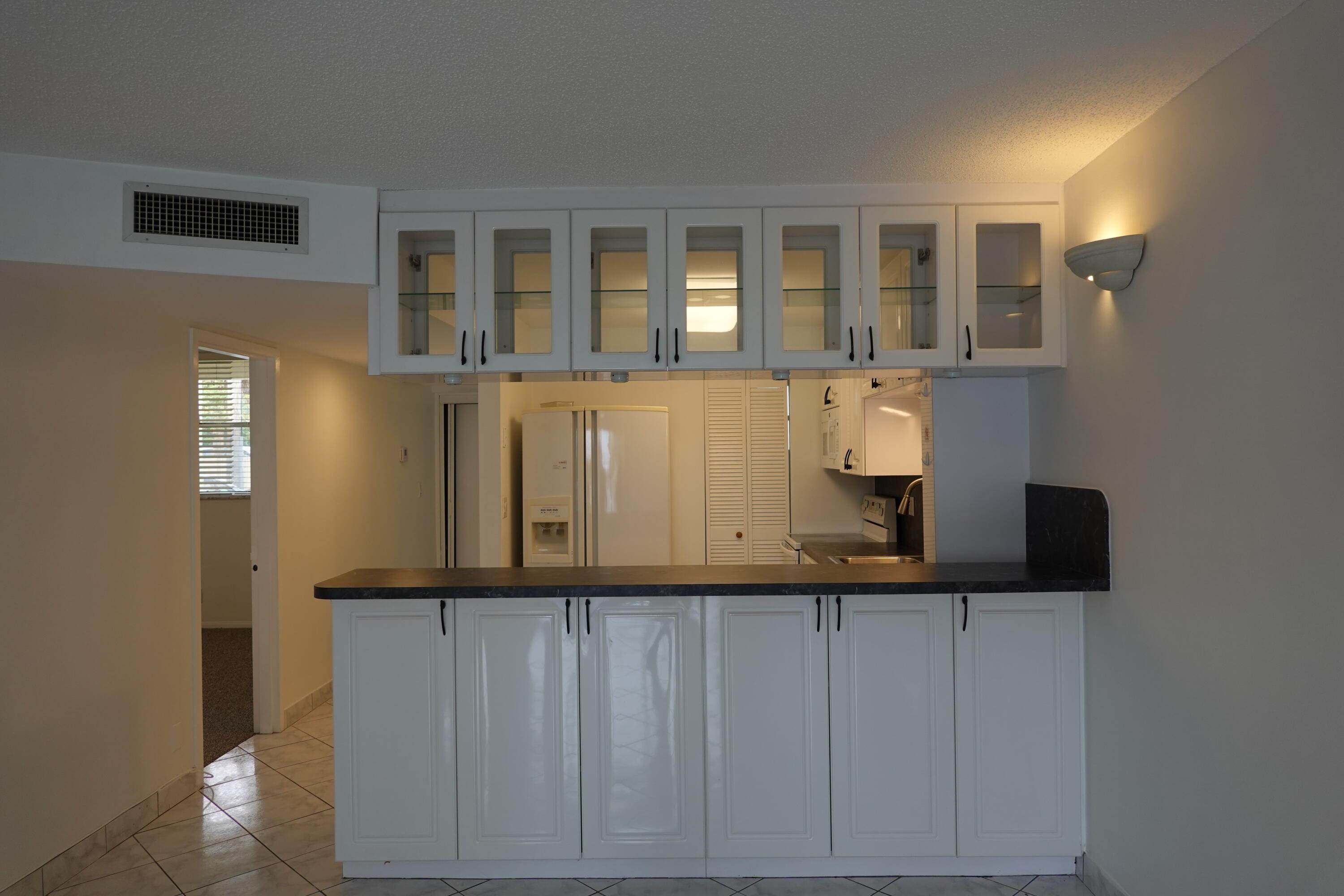5321 NE 24th Terrace 112a, Fort Lauderdale, FL 33308, Fort Lauderdale - Photo 3