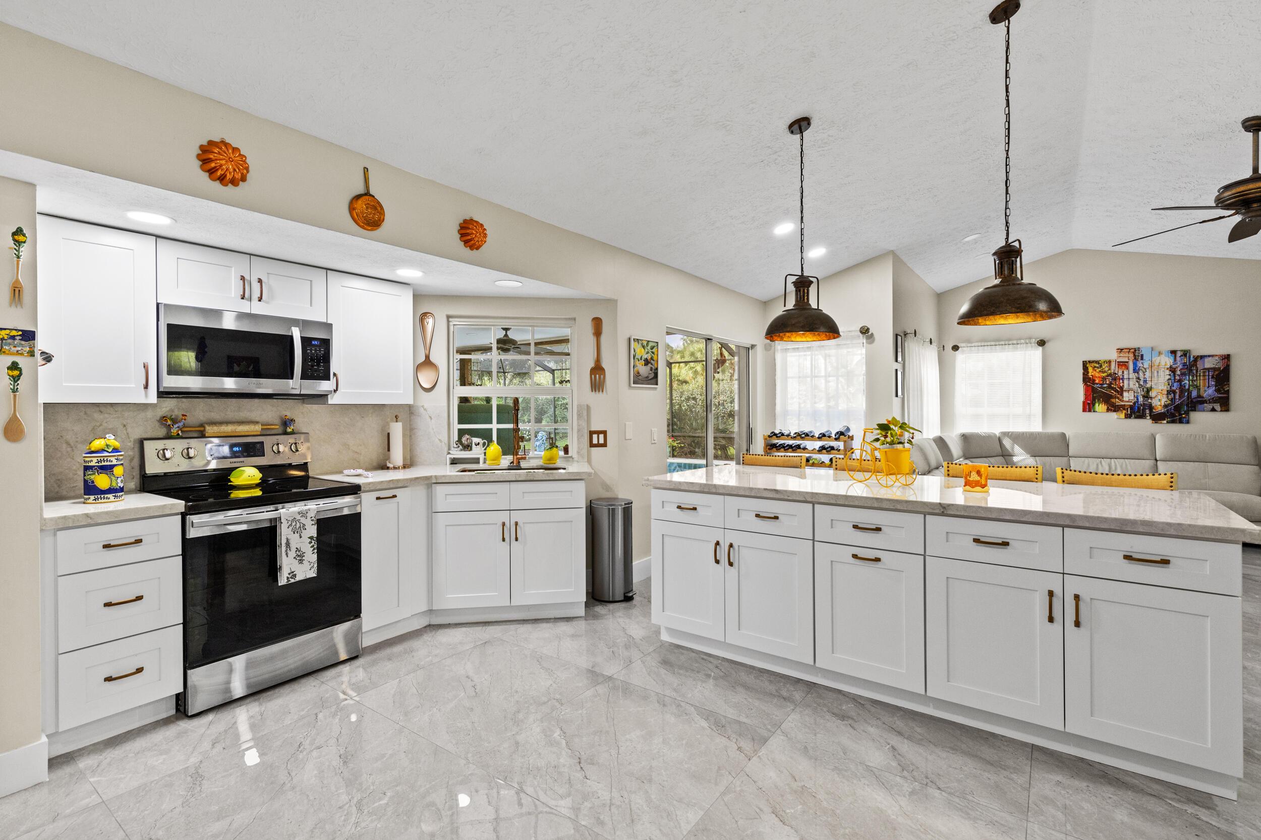 1402 SW Bent Pine Cove, Port St. Lucie, FL 34986, Port St. Lucie - Photo 5