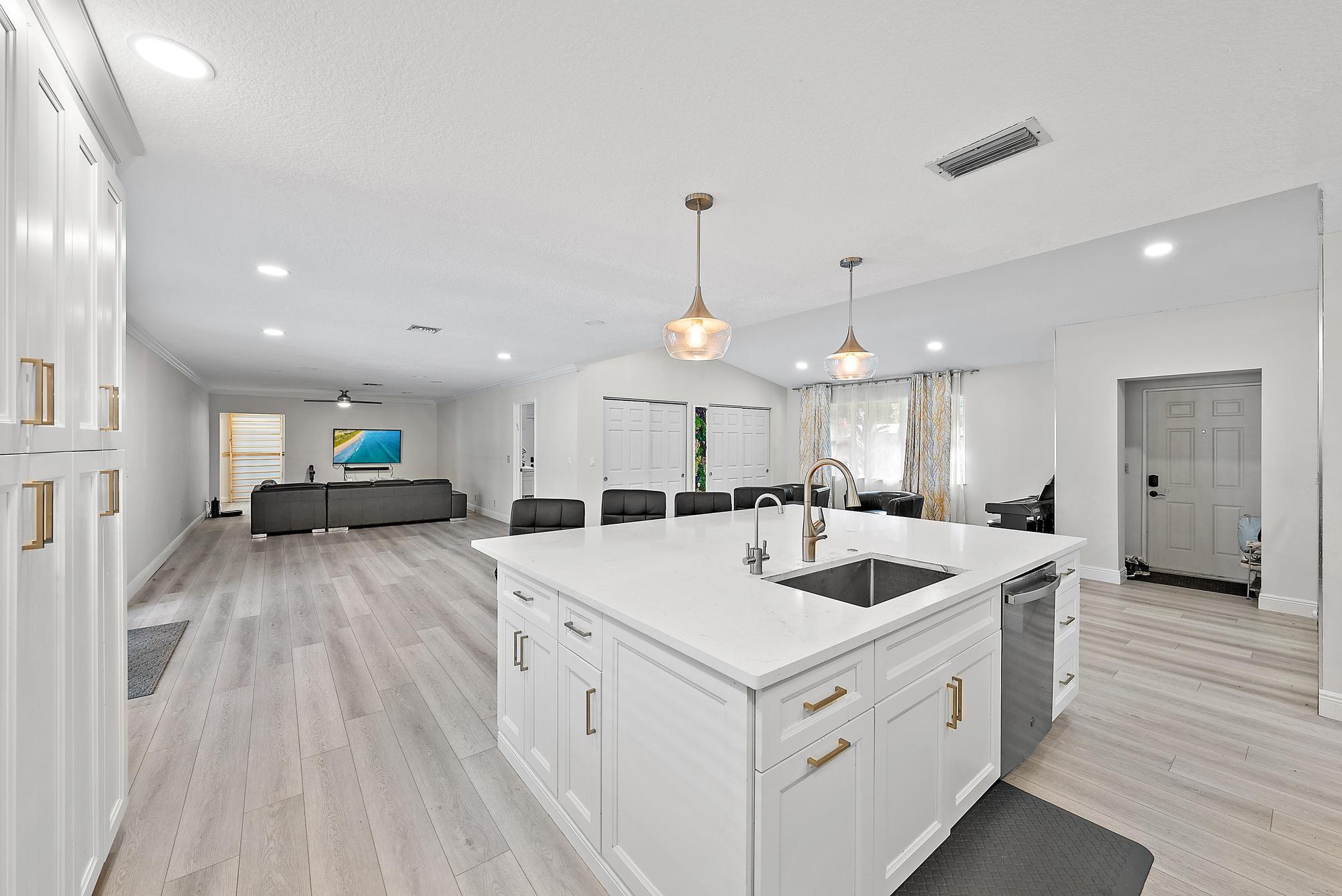 16338 Alexander Run, Jupiter, FL 33478, Jupiter - Photo 2