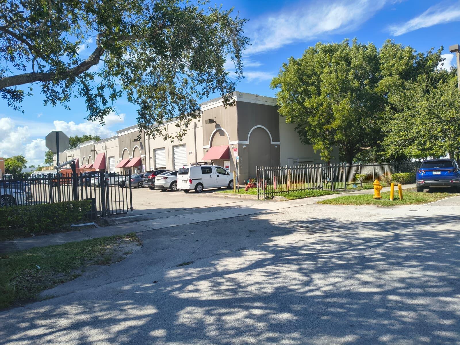 13400 SW 134 Avenue 1c, Miami, FL 33186, Miami - Photo 2