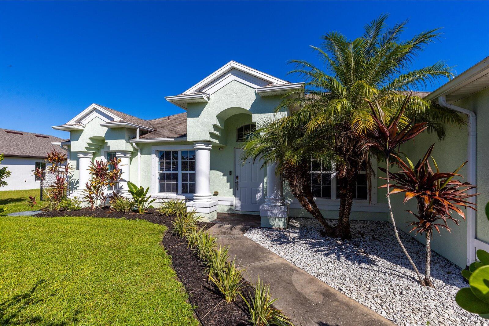 873 SW Tulip Boulevard, Port St. Lucie, FL 34953, Port St. Lucie - Photo 4