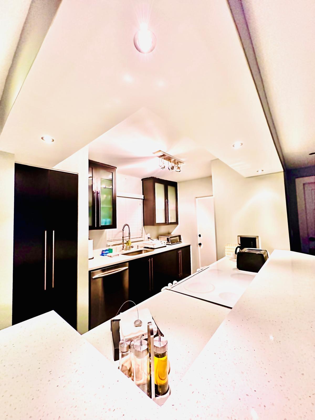 2424 NE 9th Street 112, Fort Lauderdale, FL 33304, Fort Lauderdale - Photo 4