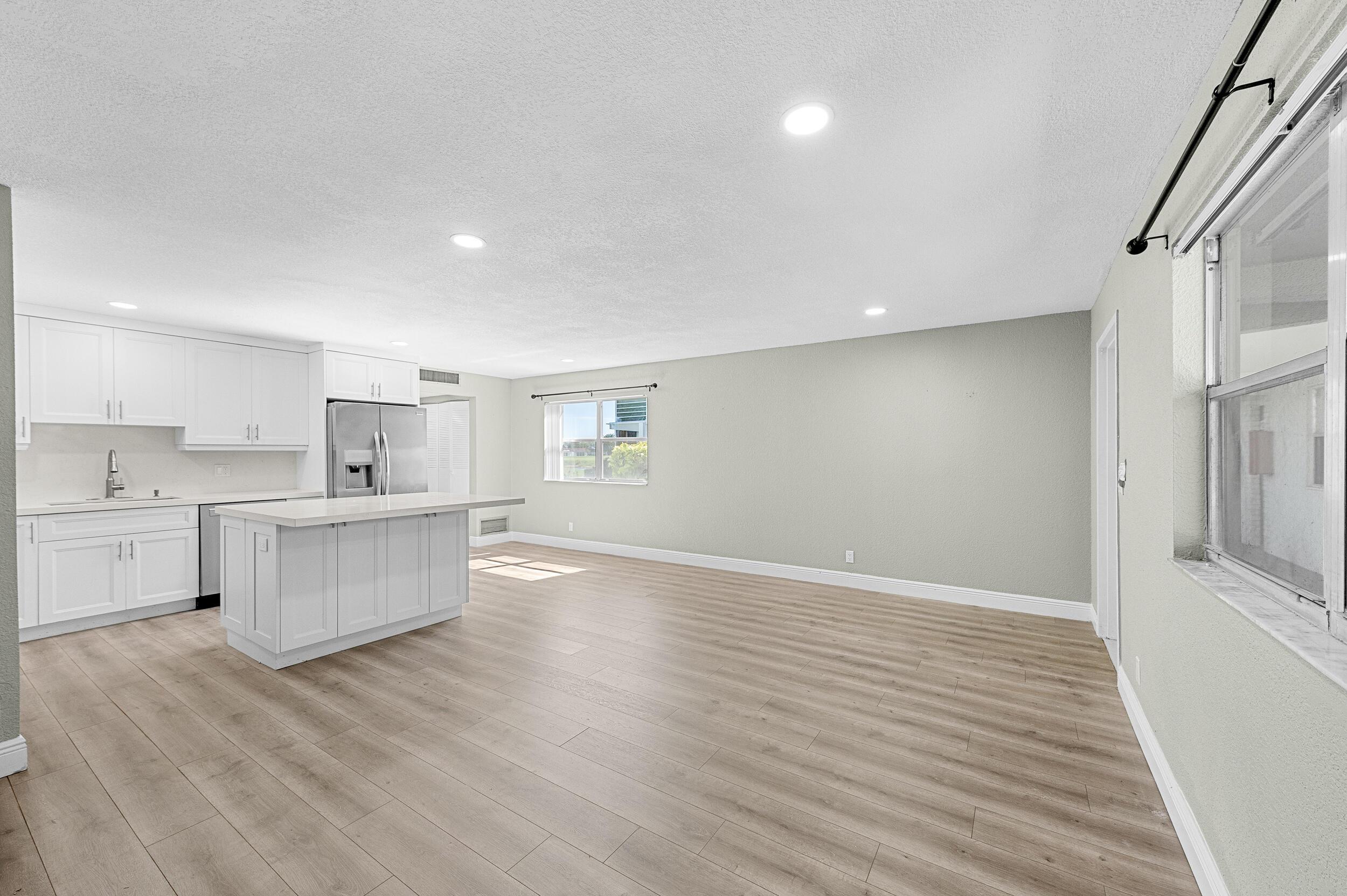 106 Tuscany B, Delray Beach, FL 33446, Delray Beach - Photo 4