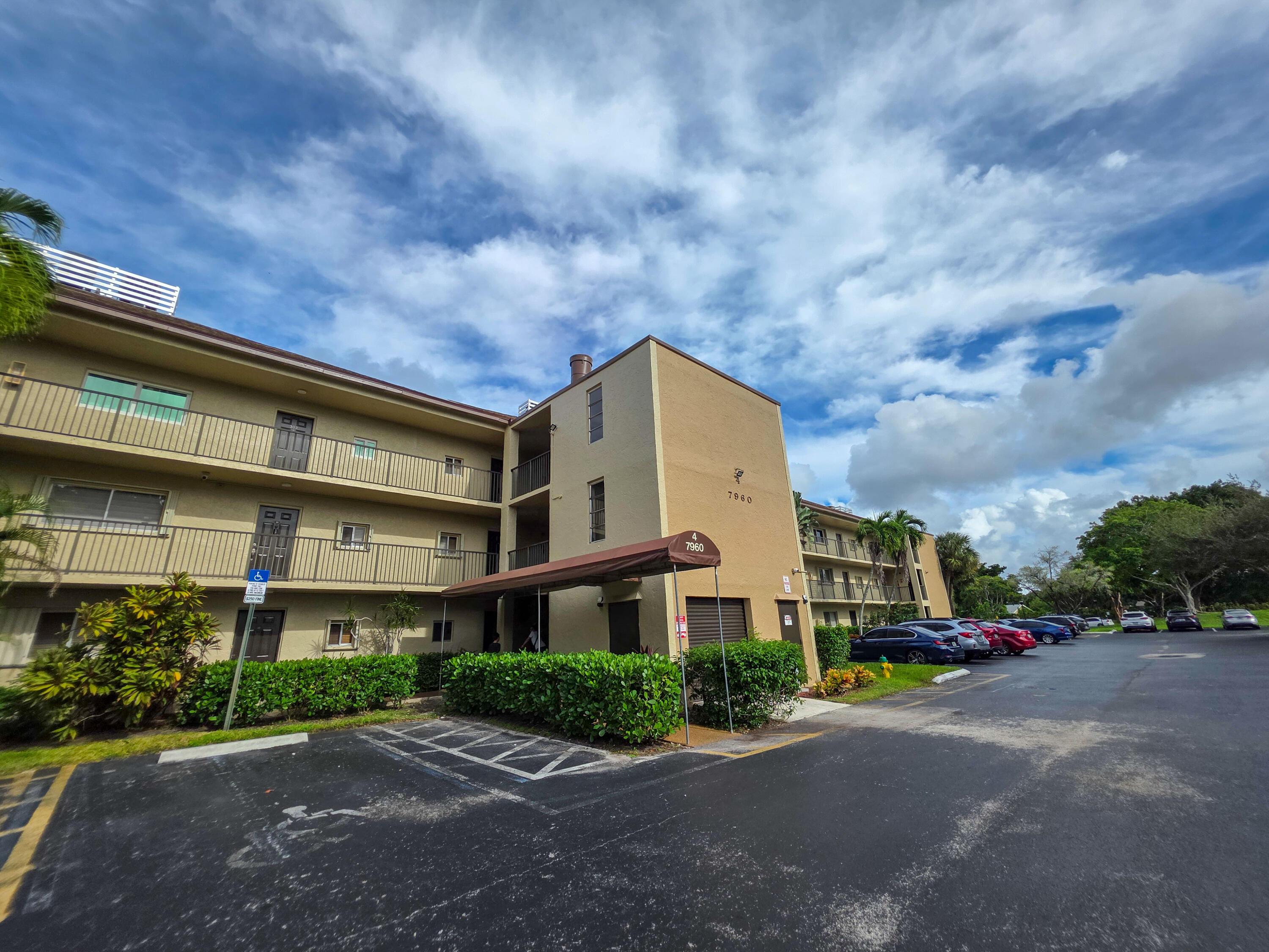 7960 NW 50th Street 202, Lauderhill, FL 33351, Lauderhill