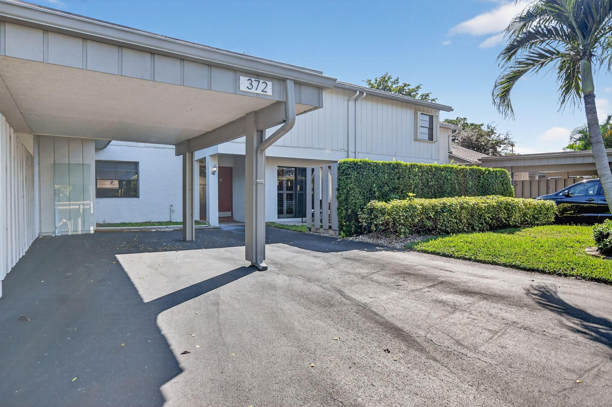 372 Deer Creek Wildwood Lane E, Deerfield Beach, FL 33442, Deerfield Beach - Photo 3