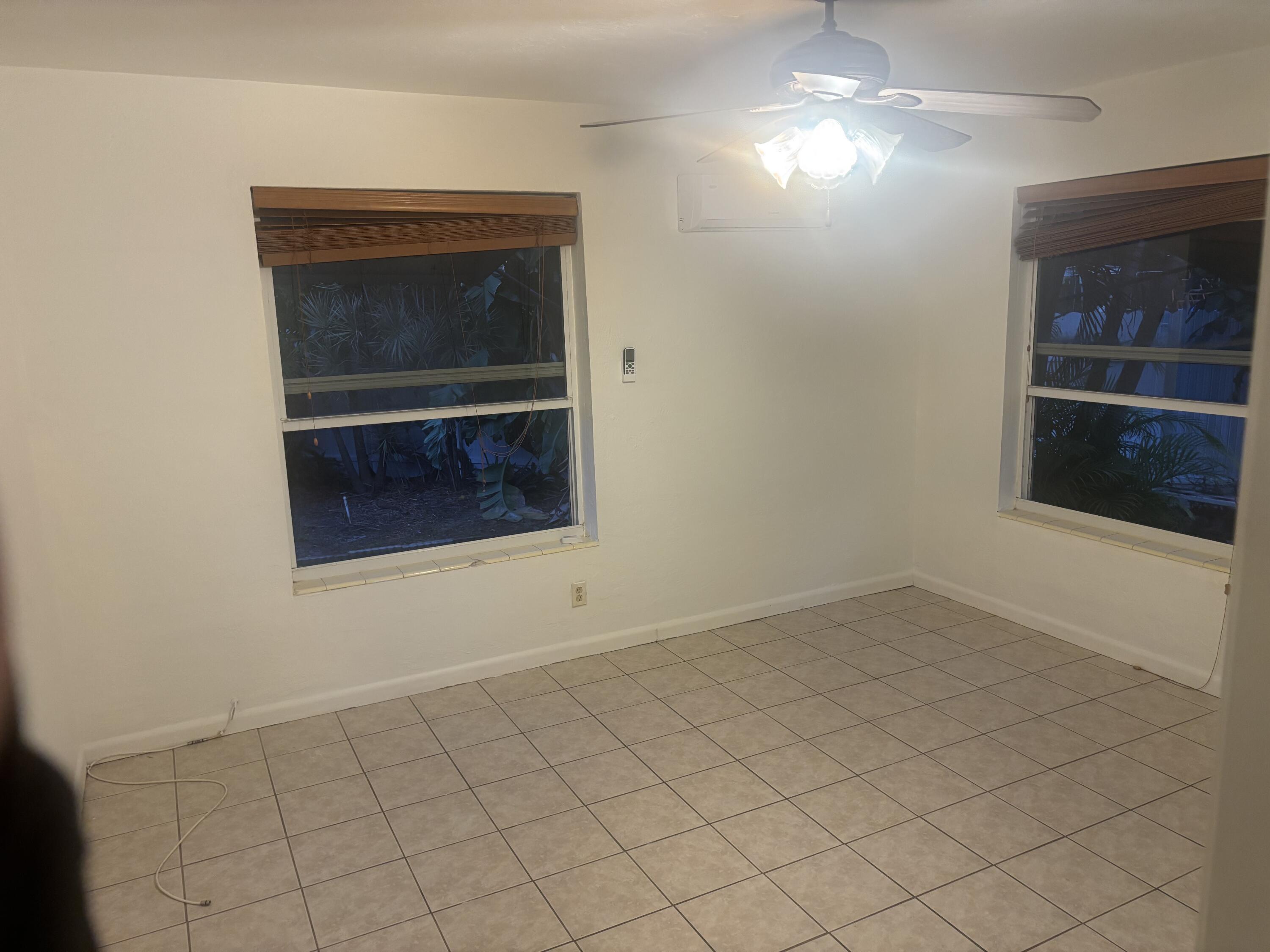 2424 Grant Street, Hollywood, FL 33020, Hollywood - Photo 5