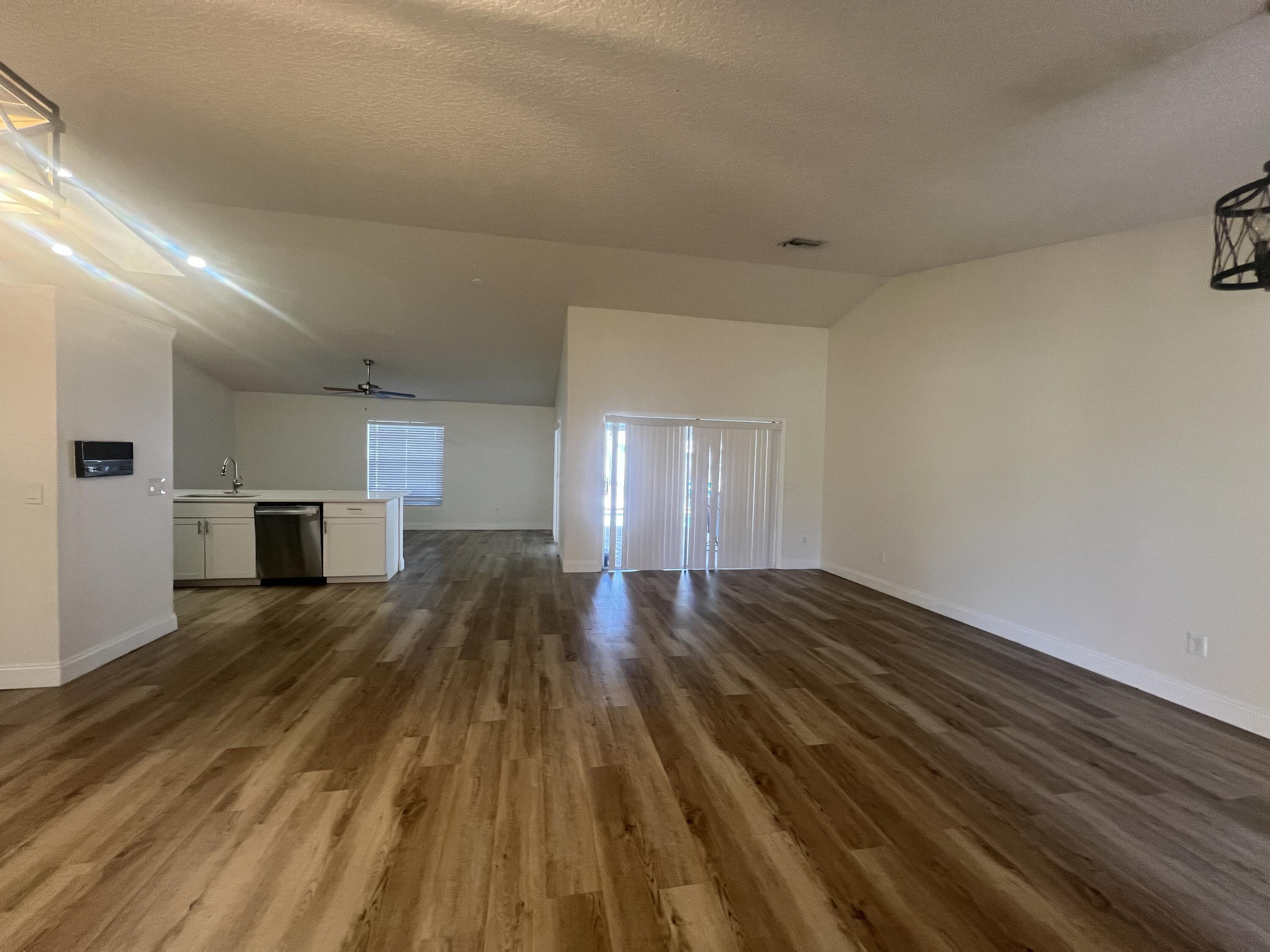 1655 Farmington Circle, Wellington, FL 33414, Wellington - Photo 3
