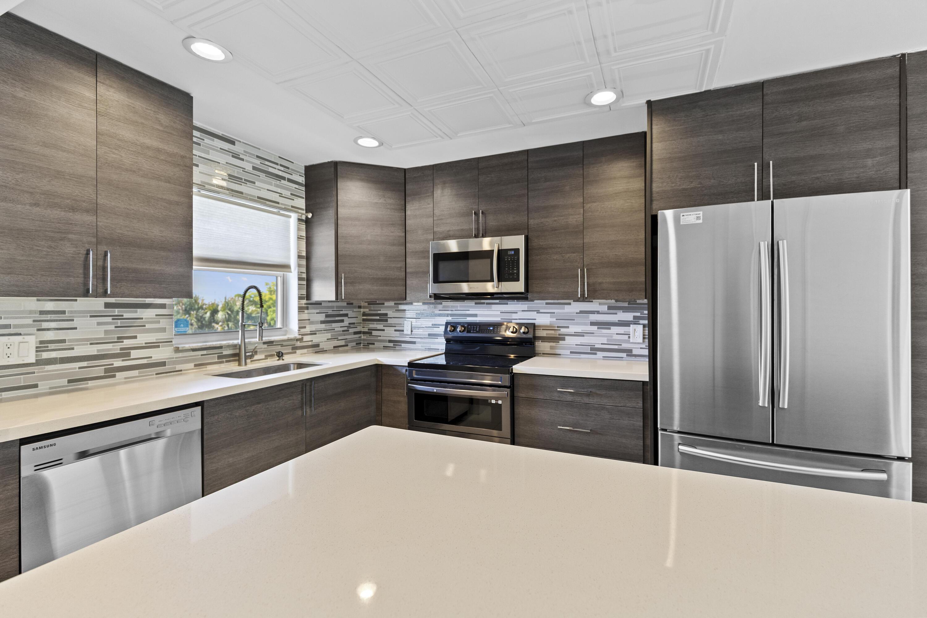809 W Oakland Park Boulevard K12, Oakland Park, FL 33311, Oakland Park - Photo 3