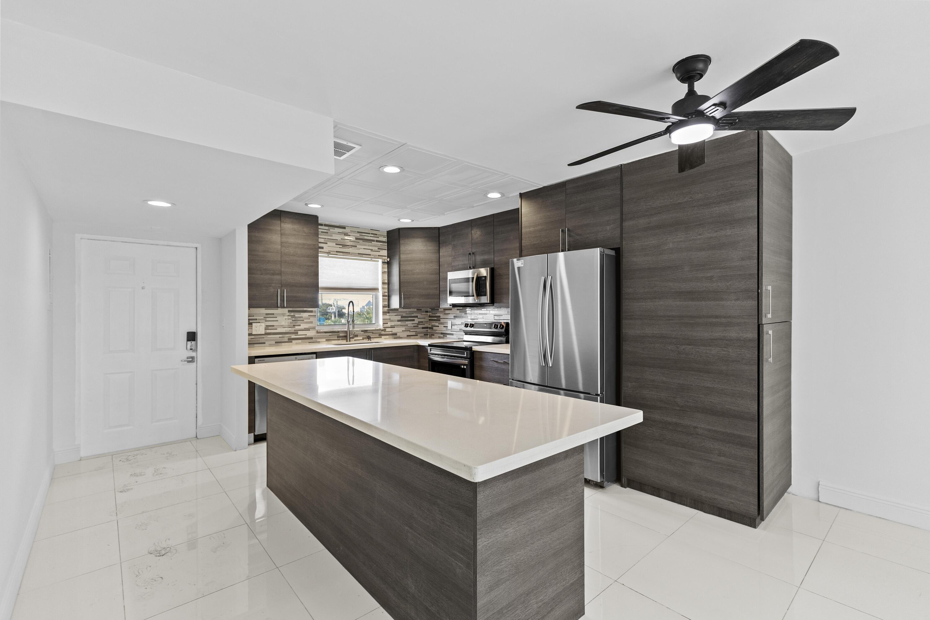 809 W Oakland Park Boulevard K12, Oakland Park, FL 33311, Oakland Park - Photo 4