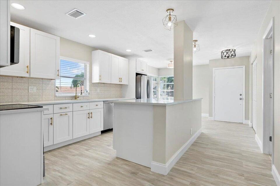 13921 Royal Palm Court D, Delray Beach, FL 33484, Delray Beach - Photo 5