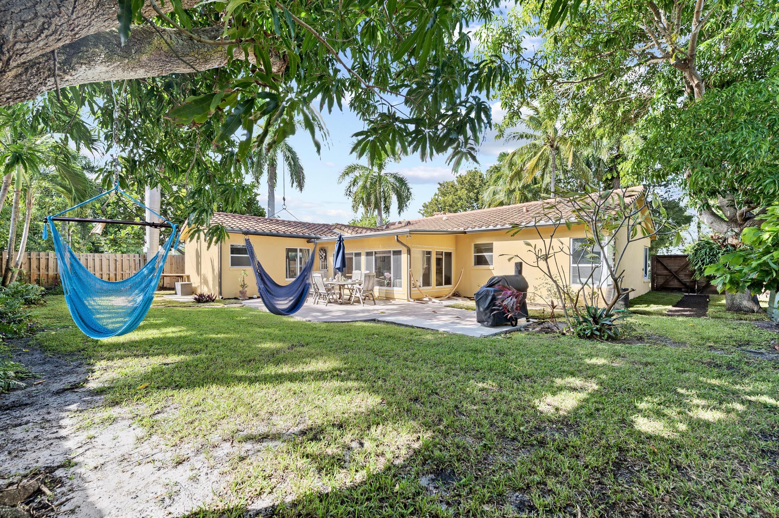 225 Cornell Drive, Lake Worth Beach, FL 33460, Lake Worth Beach - Photo 2