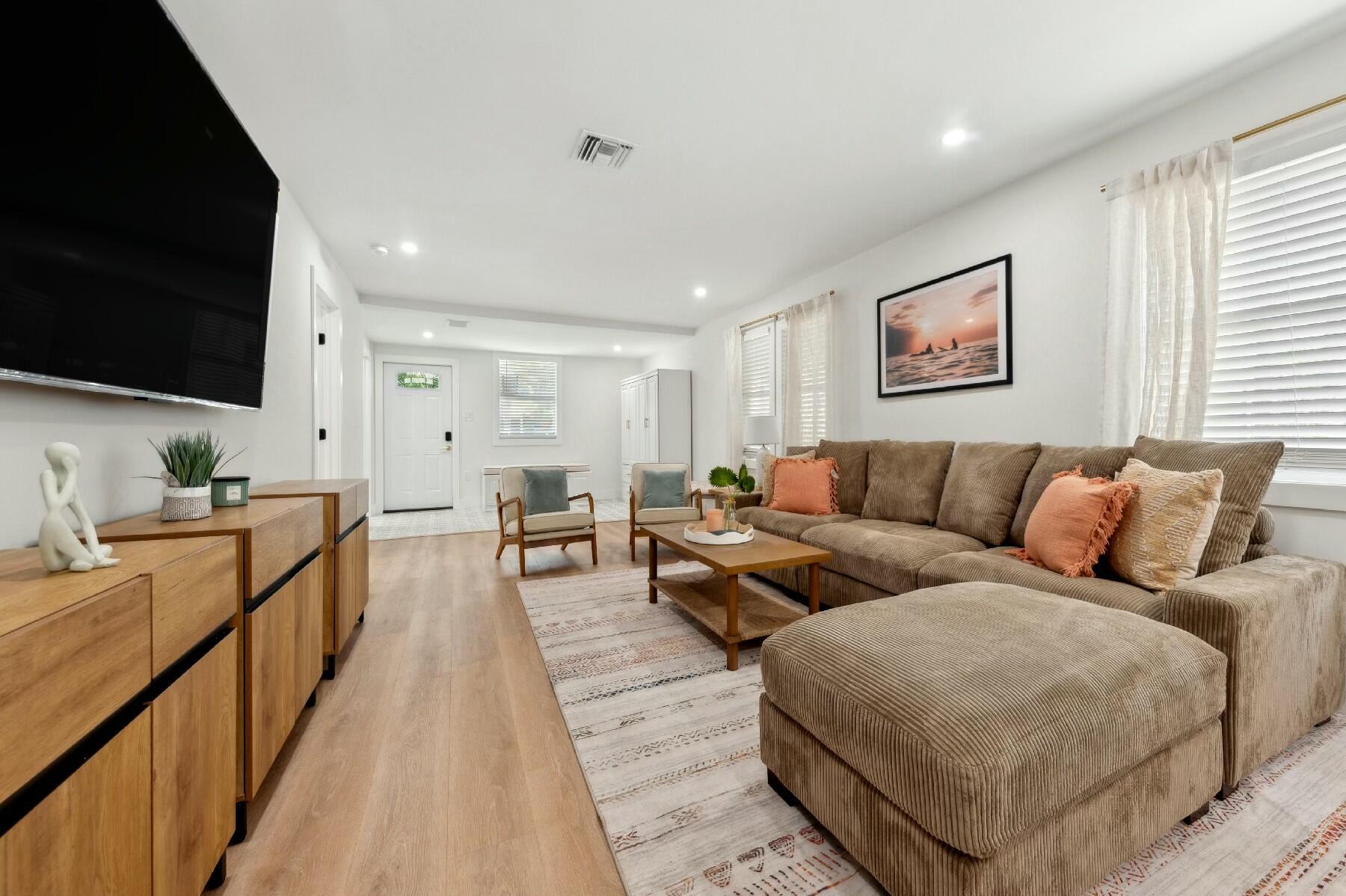 125 NW 3rd Avenue, Delray Beach, FL 33444, Delray Beach - Photo 4