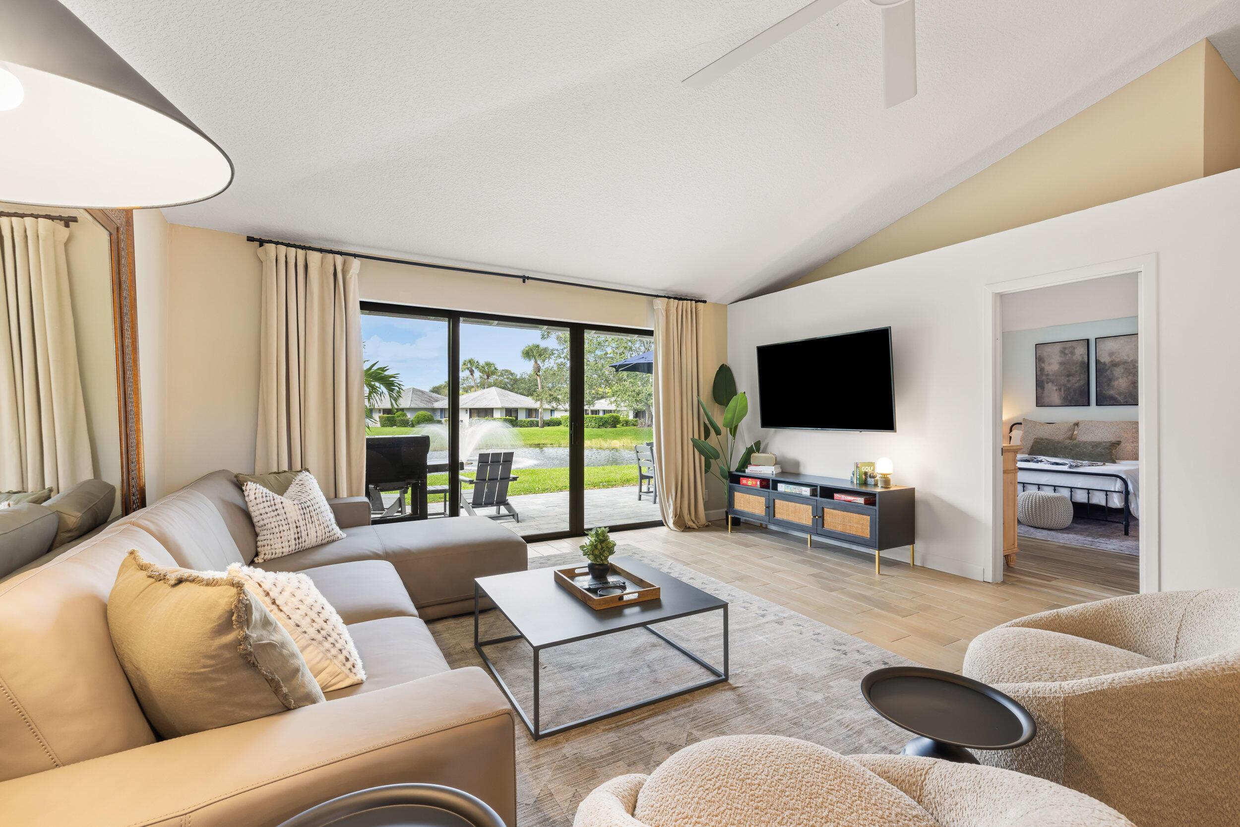 206 Club Drive, Palm Beach Gardens, FL 33418, Palm Beach Gardens - Photo 5