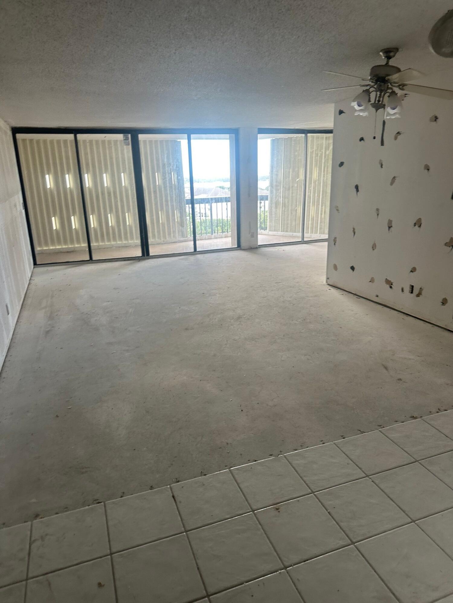 2425 Presidential Way 1203, West Palm Beach, FL 33401, West Palm Beach - Photo 2