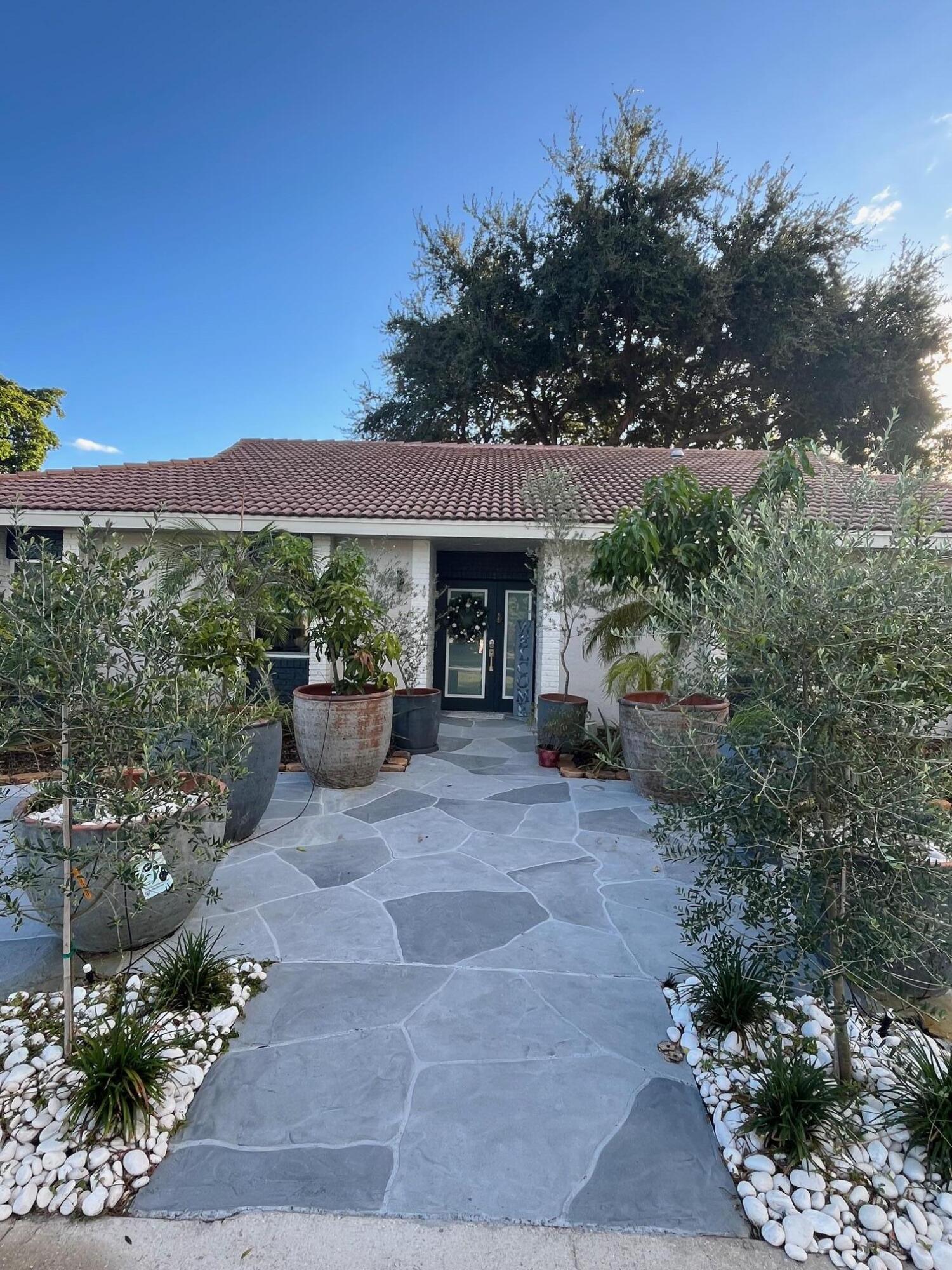 7598 W Country Club Boulevard, Boca Raton, FL 33487, Boca Raton