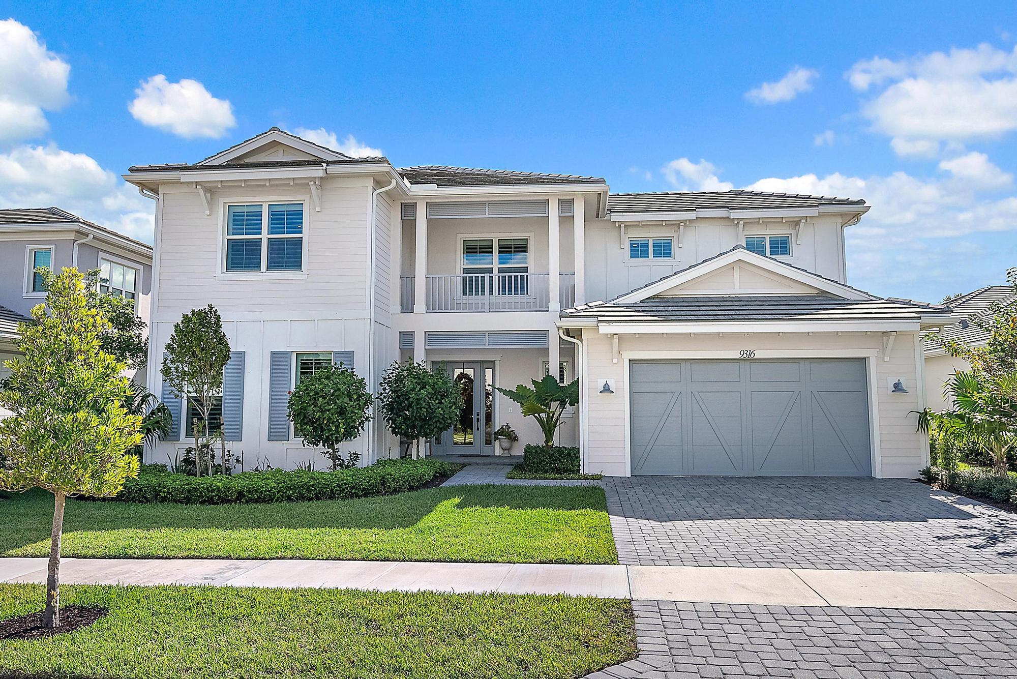 9316 Crestview Circle, Palm Beach Gardens, FL 33412, Palm Beach Gardens - Photo 2