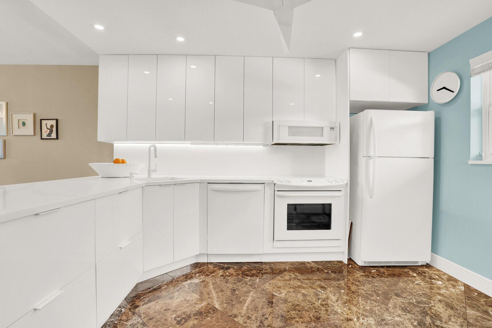 80 Celestial Way 109, Juno Beach, FL 33408, Juno Beach - Photo 4