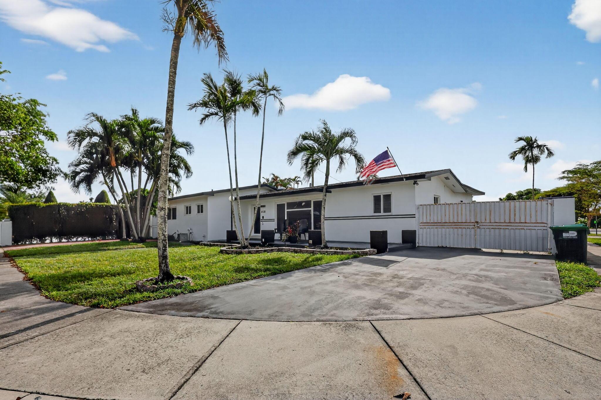 6120 NW 110th Terrace, Hialeah, FL 33012, Hialeah - Photo 3