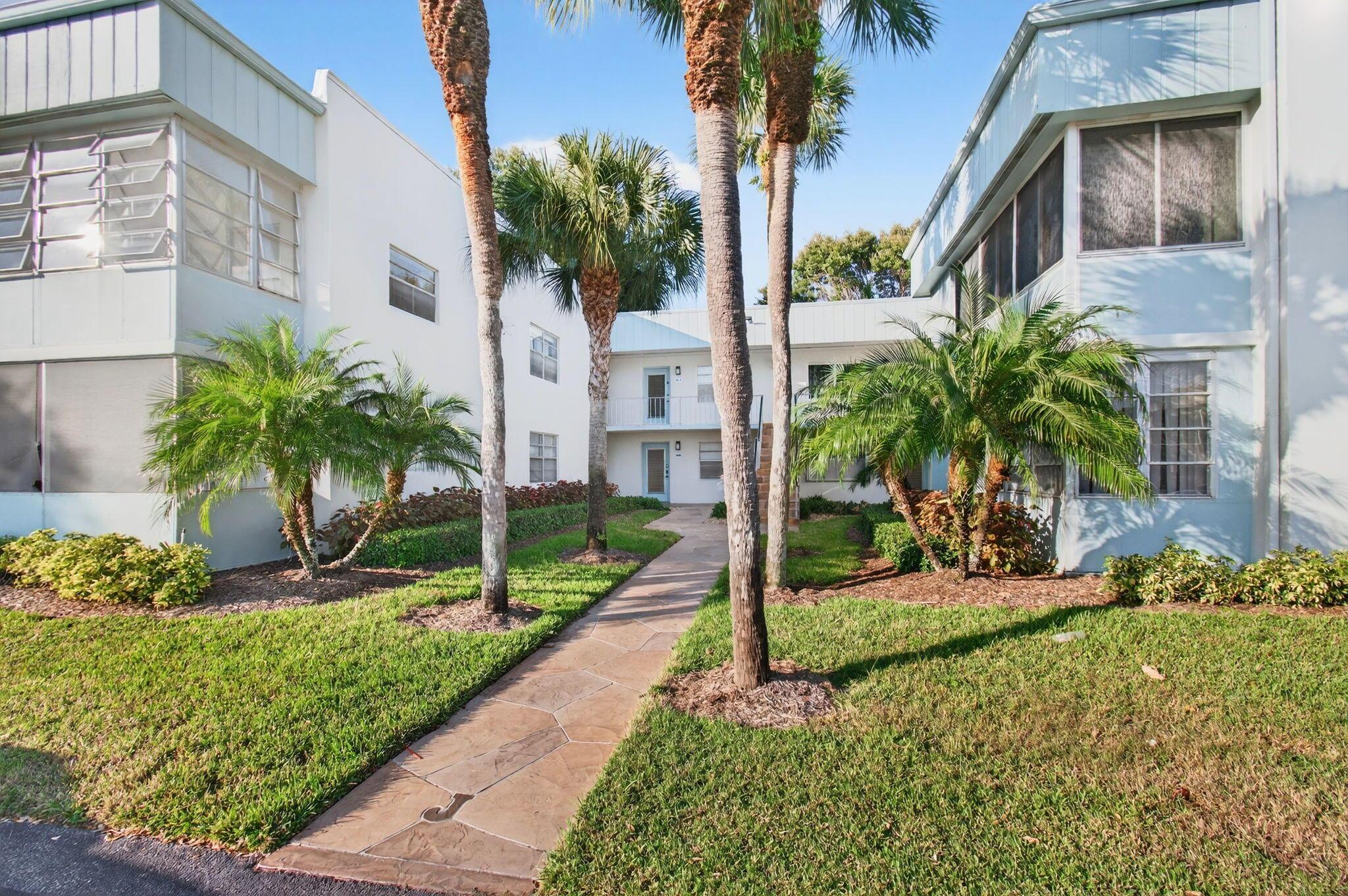 449 Normandy J, Delray Beach, FL 33484, Delray Beach - Photo 2