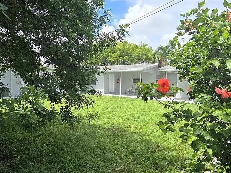 2632 NW 18th Terrace 2638, Oakland Park, FL 33311, Oakland Park