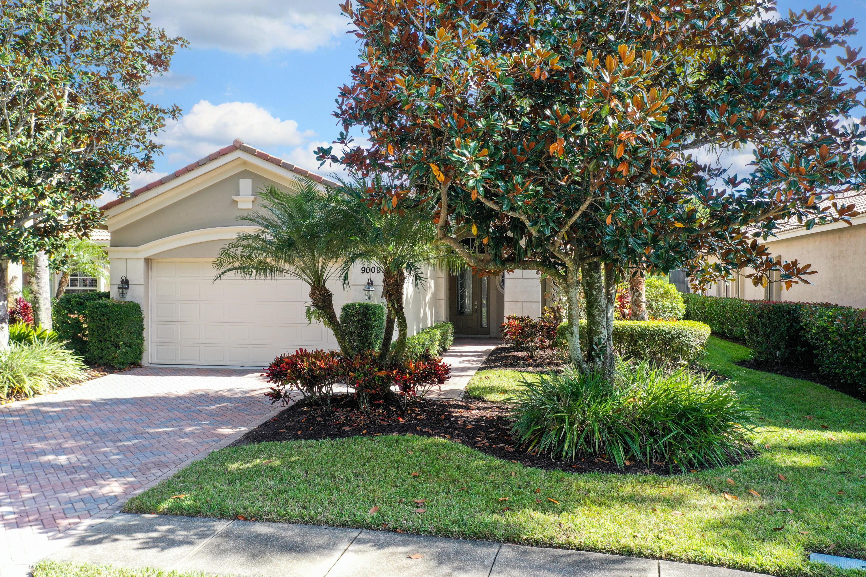9009 Houndslake Court, Port St. Lucie, FL 34986, Port St. Lucie - Photo 2