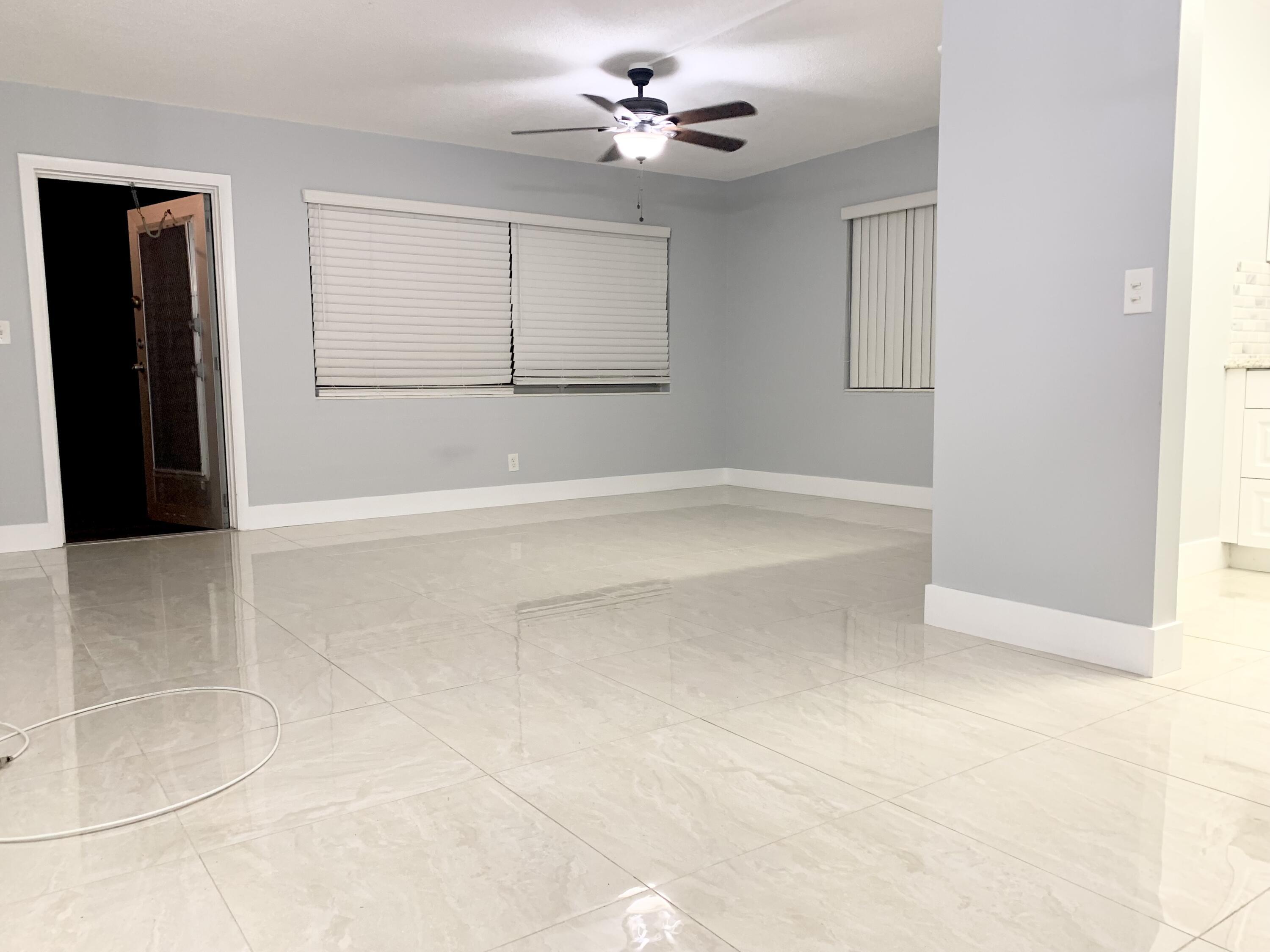 200 Sheffield I, West Palm Beach, FL 33417, West Palm Beach - Photo 3