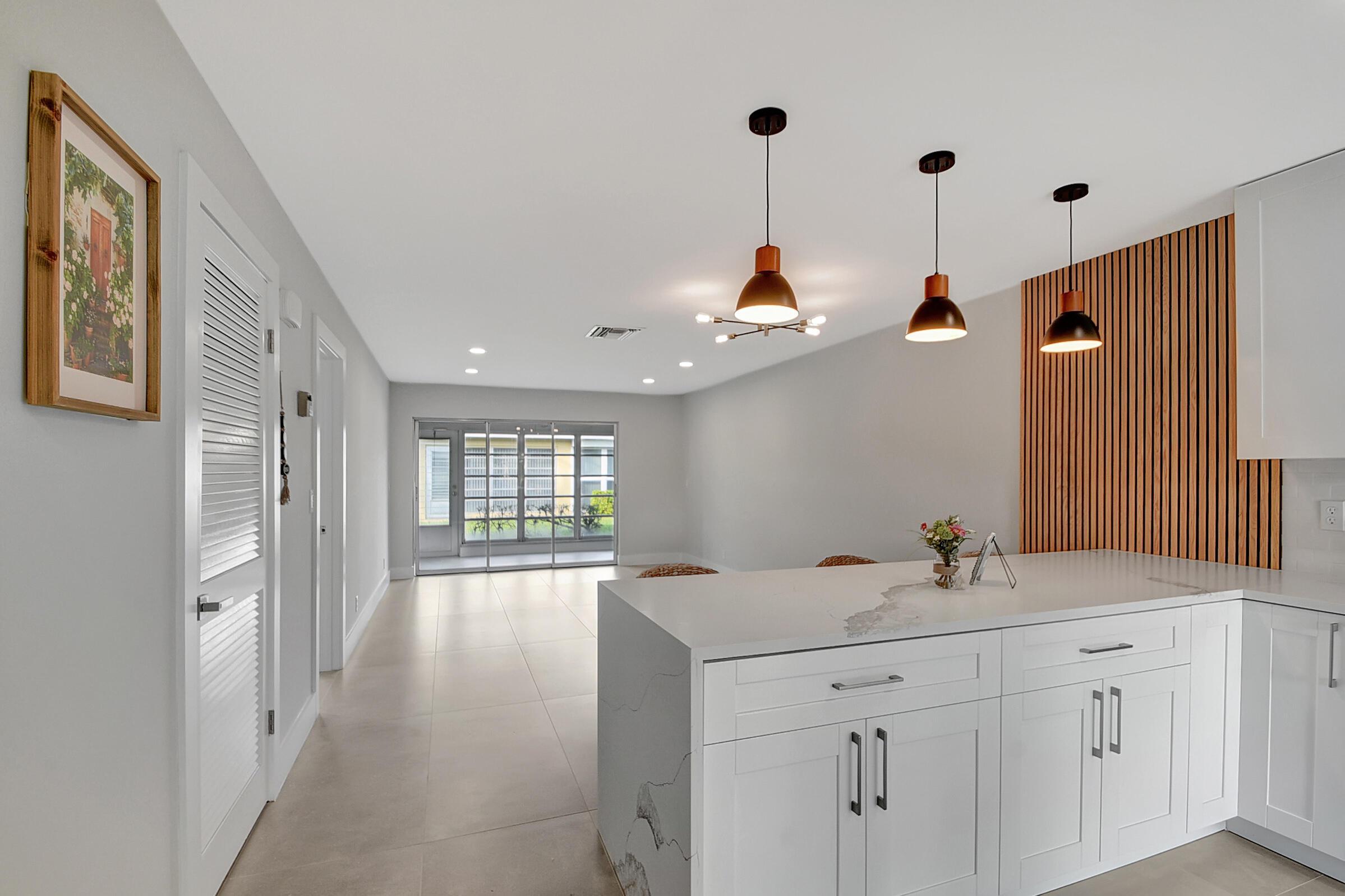 13602 Via Flora Apt C, Delray Beach, FL 33484, Delray Beach - Photo 3