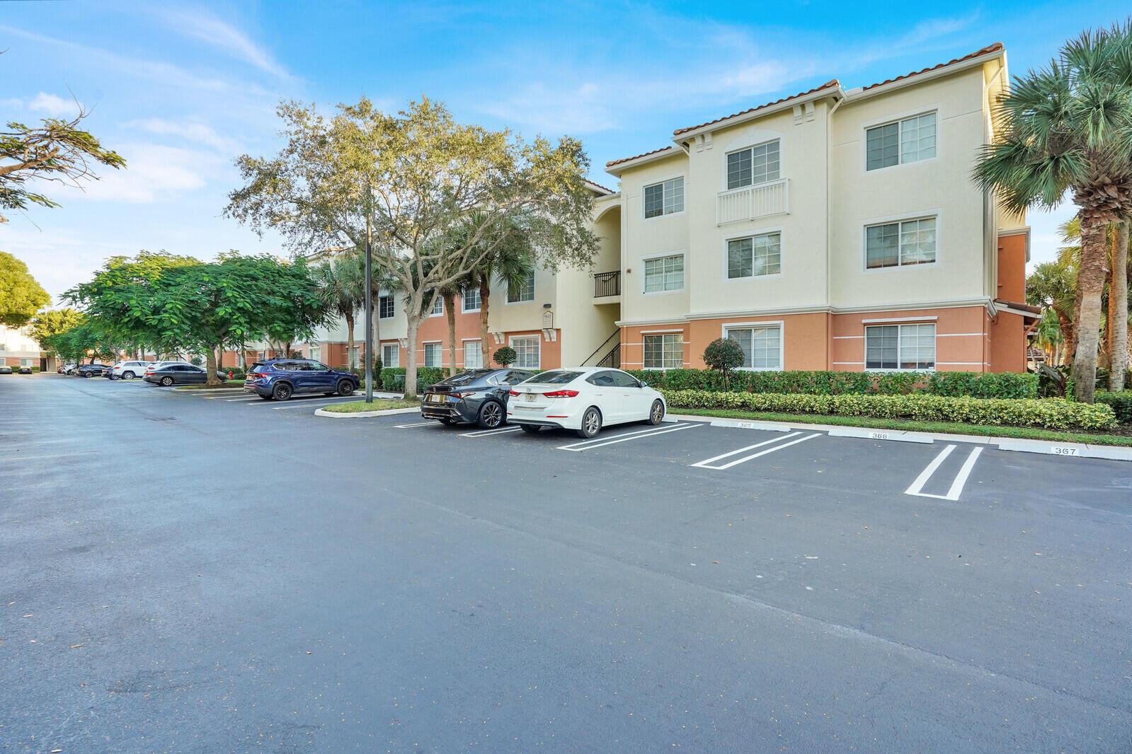 9845 Baywinds Drive 6102, West Palm Beach, FL 33411, West Palm Beach