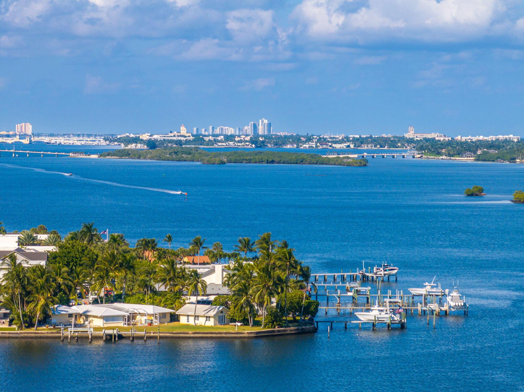 7932 Flagler Court, West Palm Beach, FL 33405, West Palm Beach - Photo 2