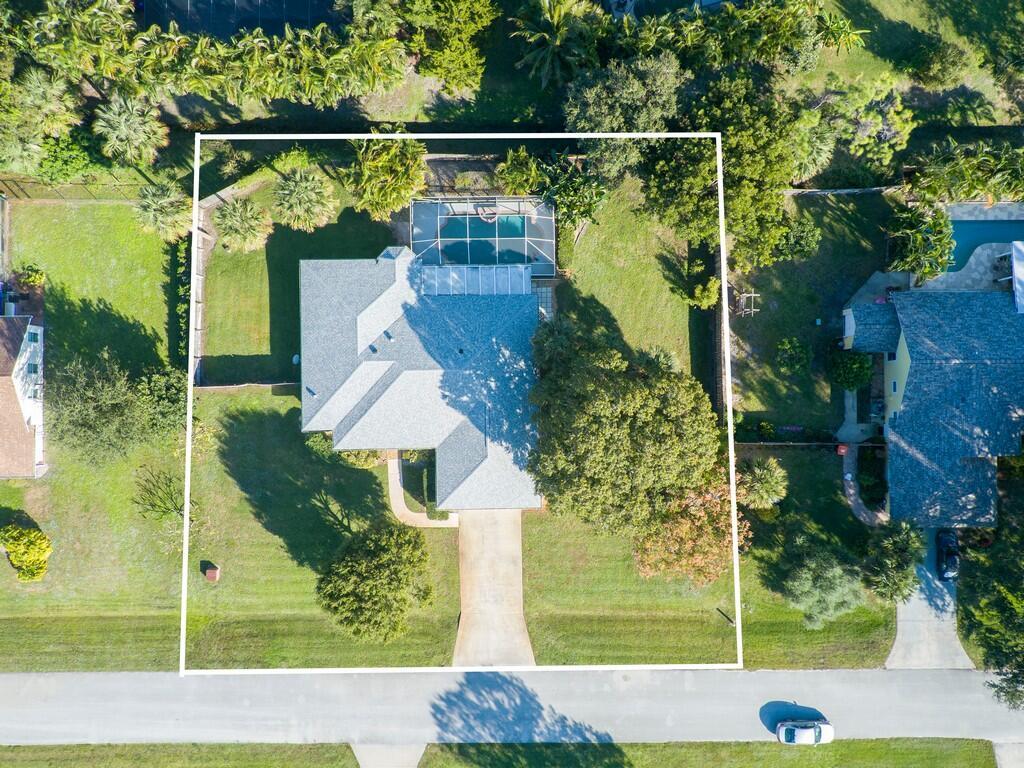 6130 60th Court, Vero Beach, FL 32967, Vero Beach - Photo 2