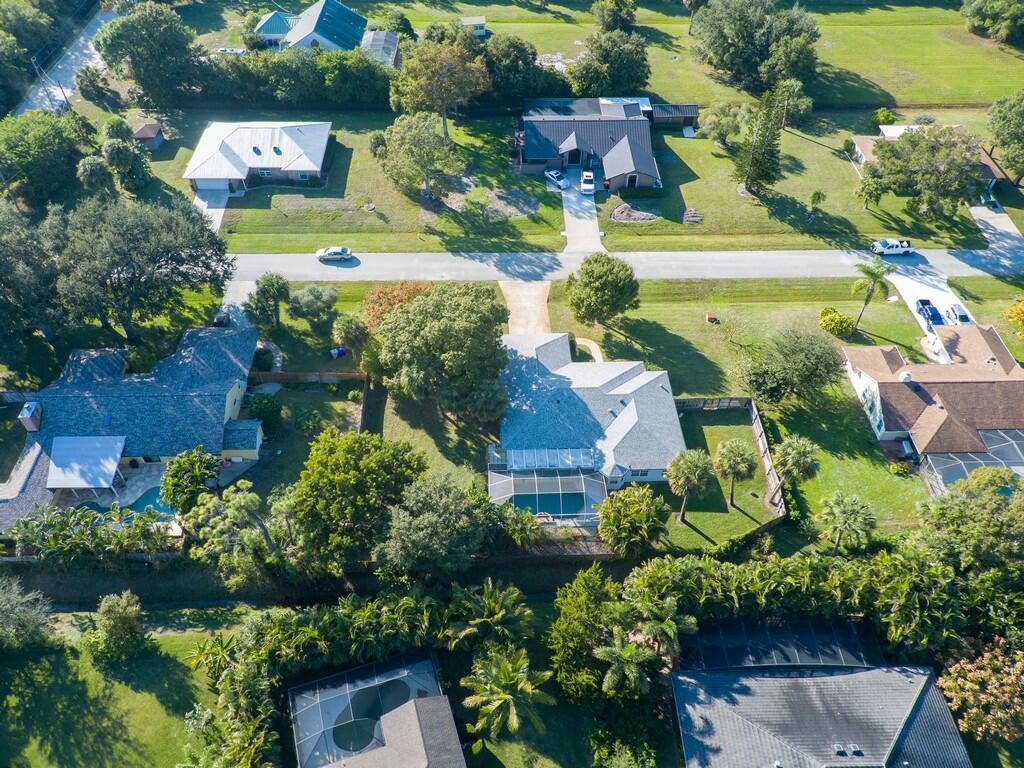 6130 60th Court, Vero Beach, FL 32967, Vero Beach - Photo 3
