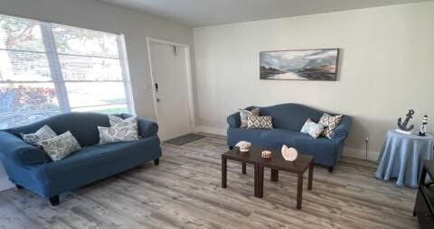 48 Woodland Drive 106, Vero Beach, FL 32962, Vero Beach - Photo 3