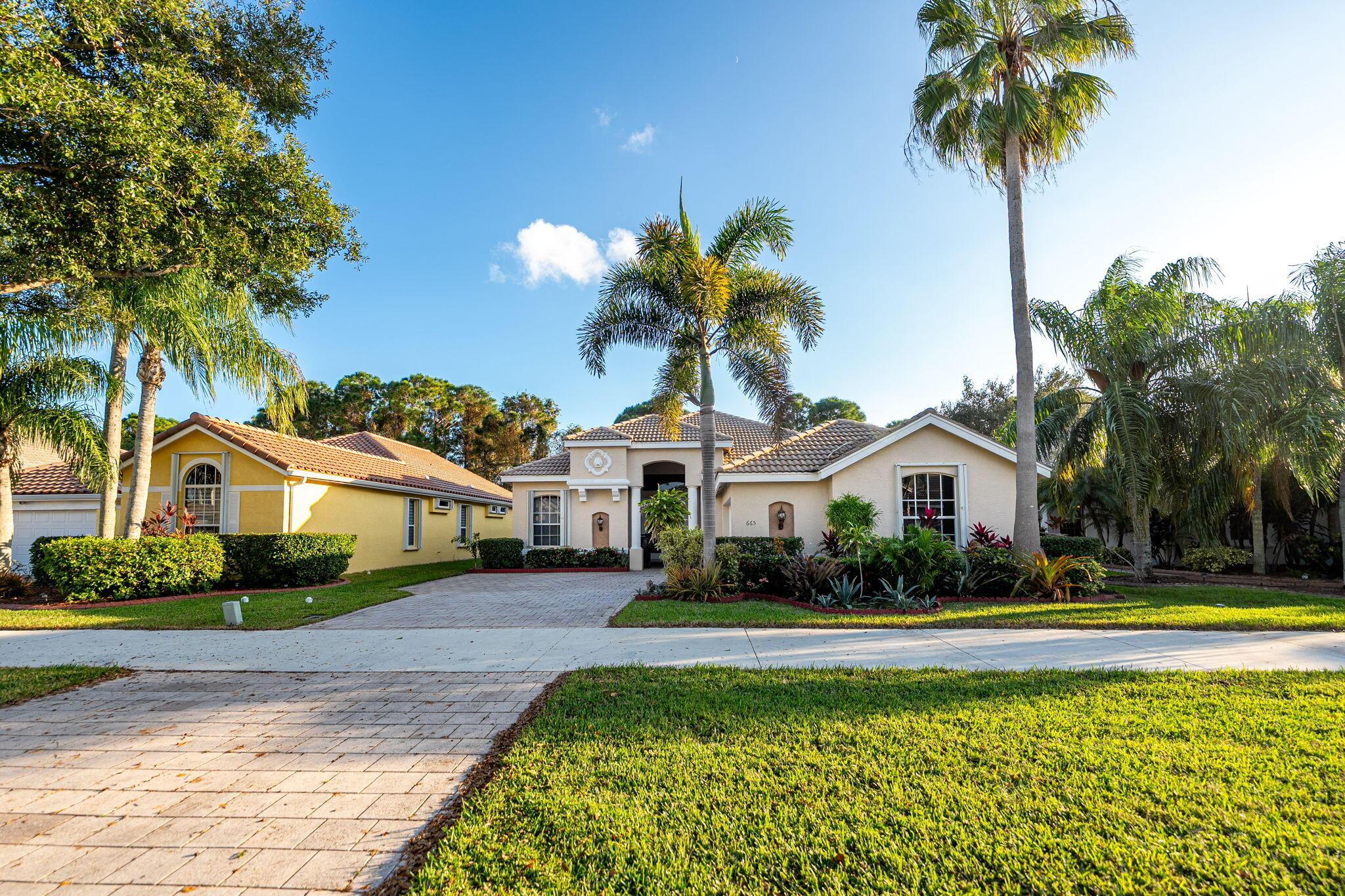 665 SW Sw Lake Charles Circle, Port St. Lucie, FL 34986, Port St. Lucie - Photo 2
