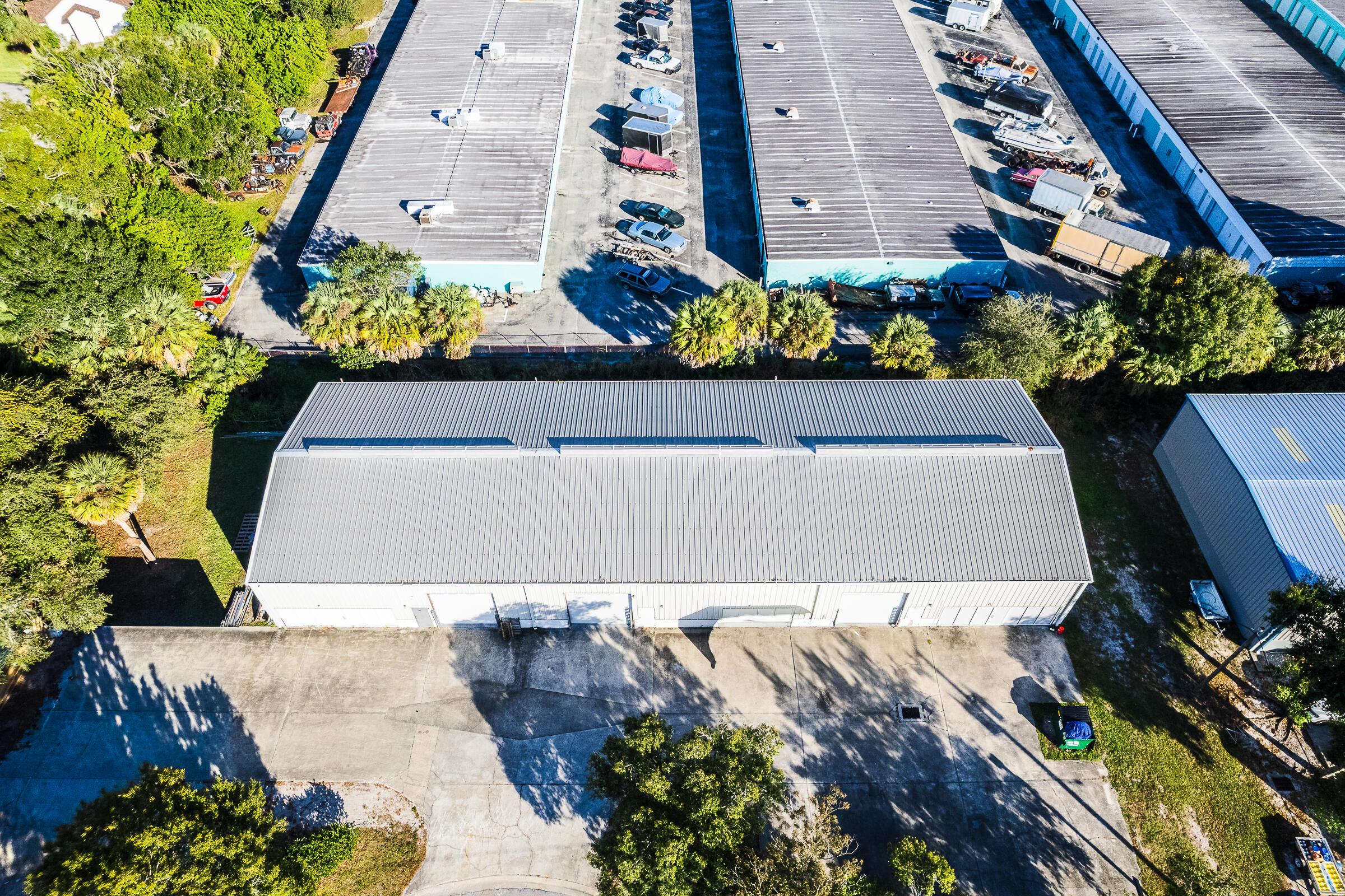 820 35th Court SW, Vero Beach, FL 32968, Vero Beach - Photo 2