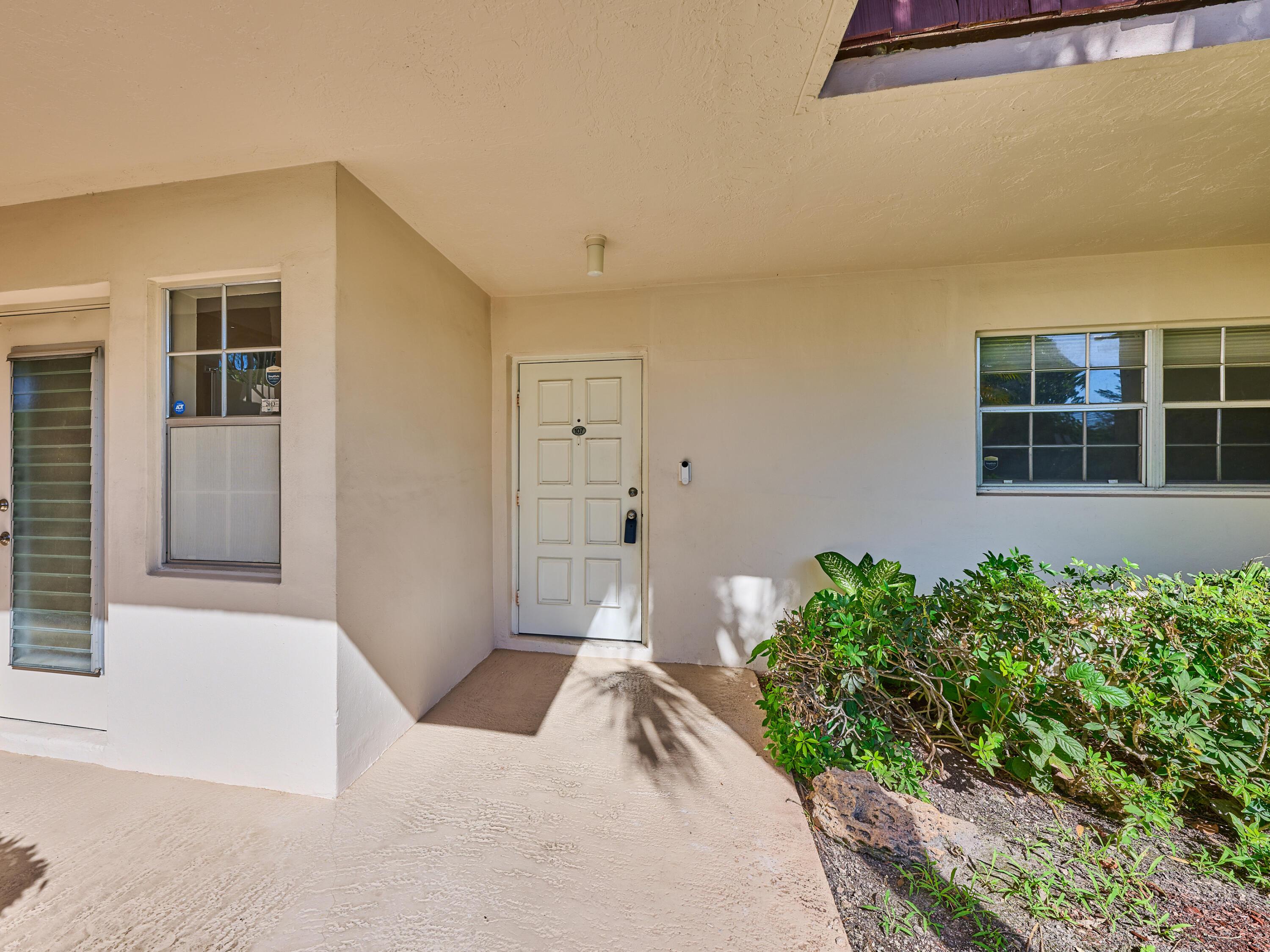 3001 S Palm Aire Drive 107, Pompano Beach, FL 33069, Pompano Beach - Photo 3