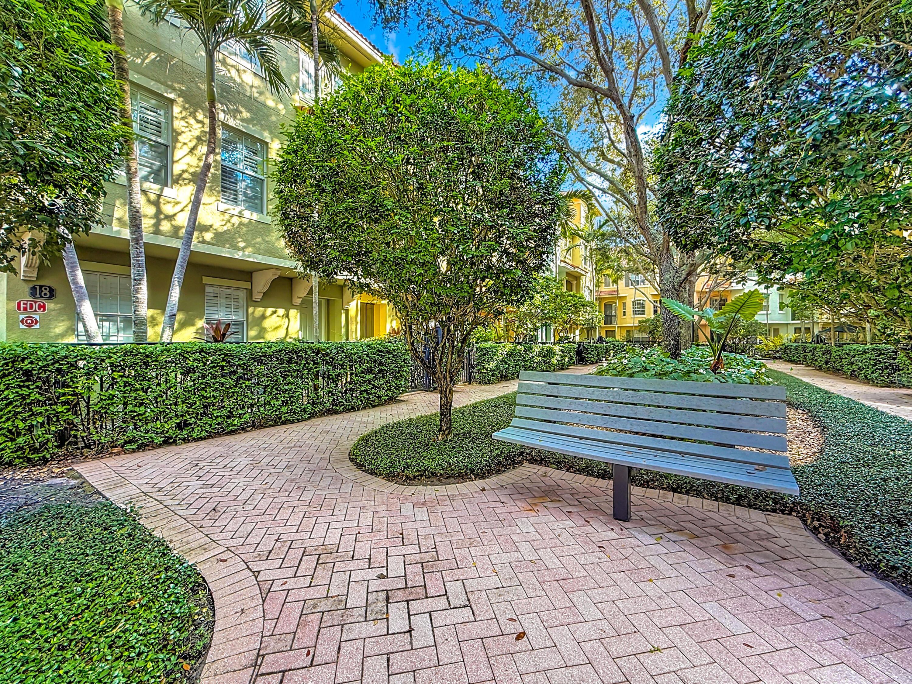 2724 Ravella Way, Palm Beach Gardens, FL 33410, Palm Beach Gardens - Photo 5