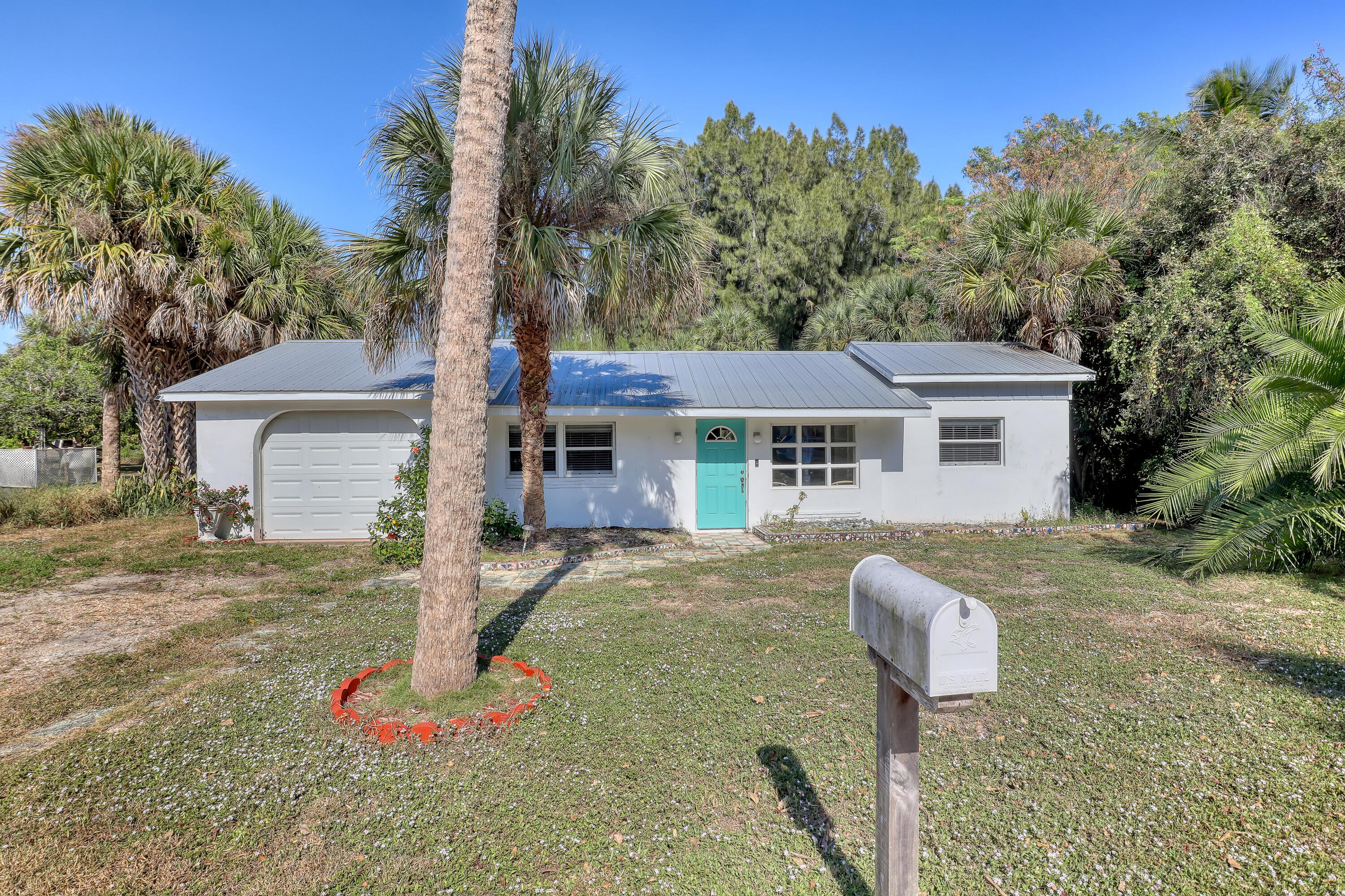 850 5th Place, Vero Beach, FL 32962, Vero Beach - Photo 2