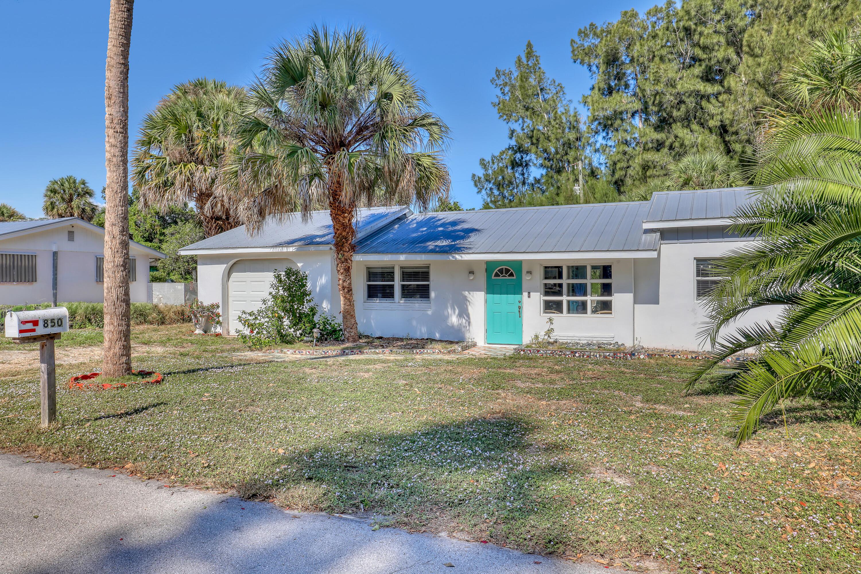 850 5th Place, Vero Beach, FL 32962, Vero Beach - Photo 3