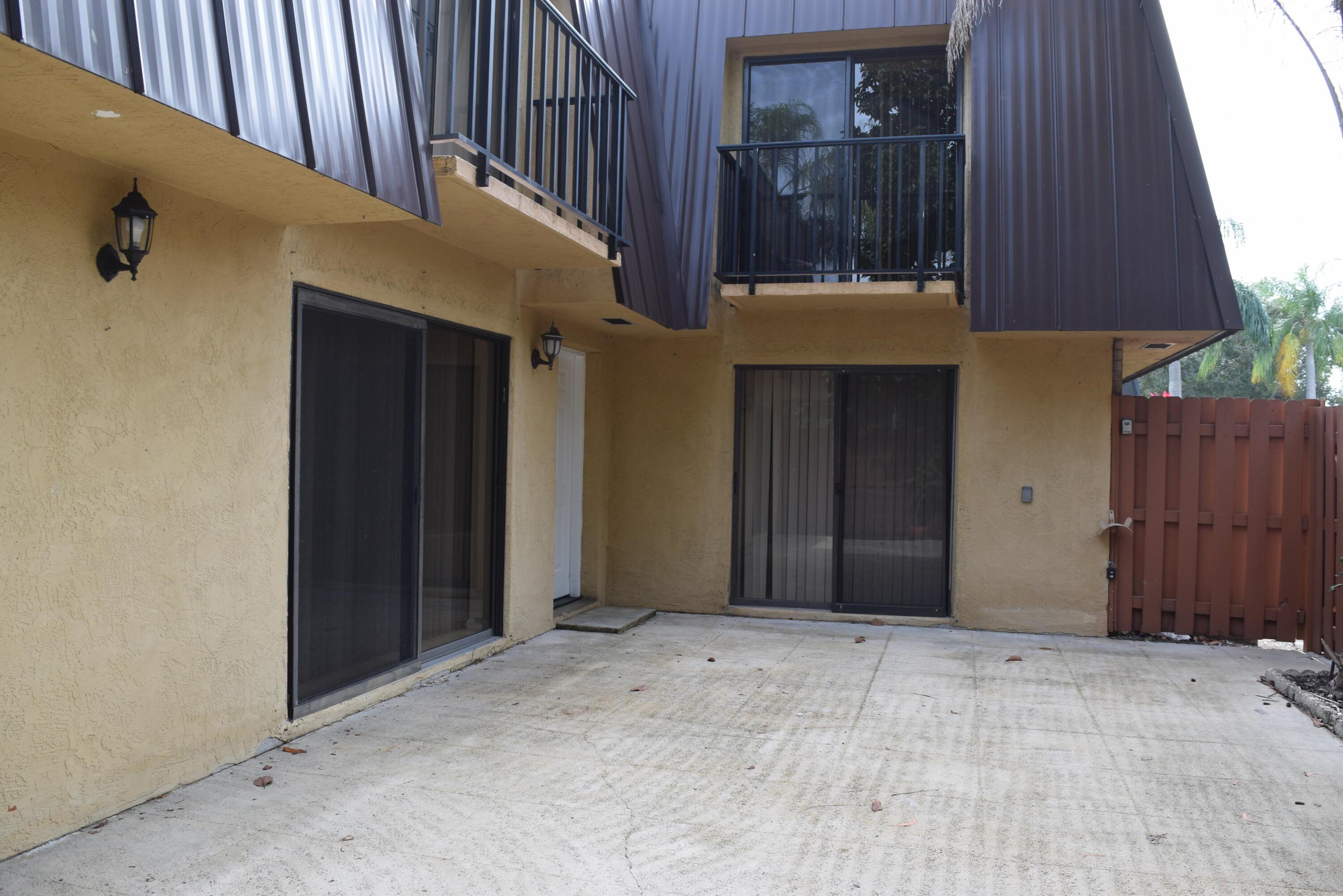 5945 SE Windsong Lane 907, Stuart, FL 34997, Stuart - Photo 3