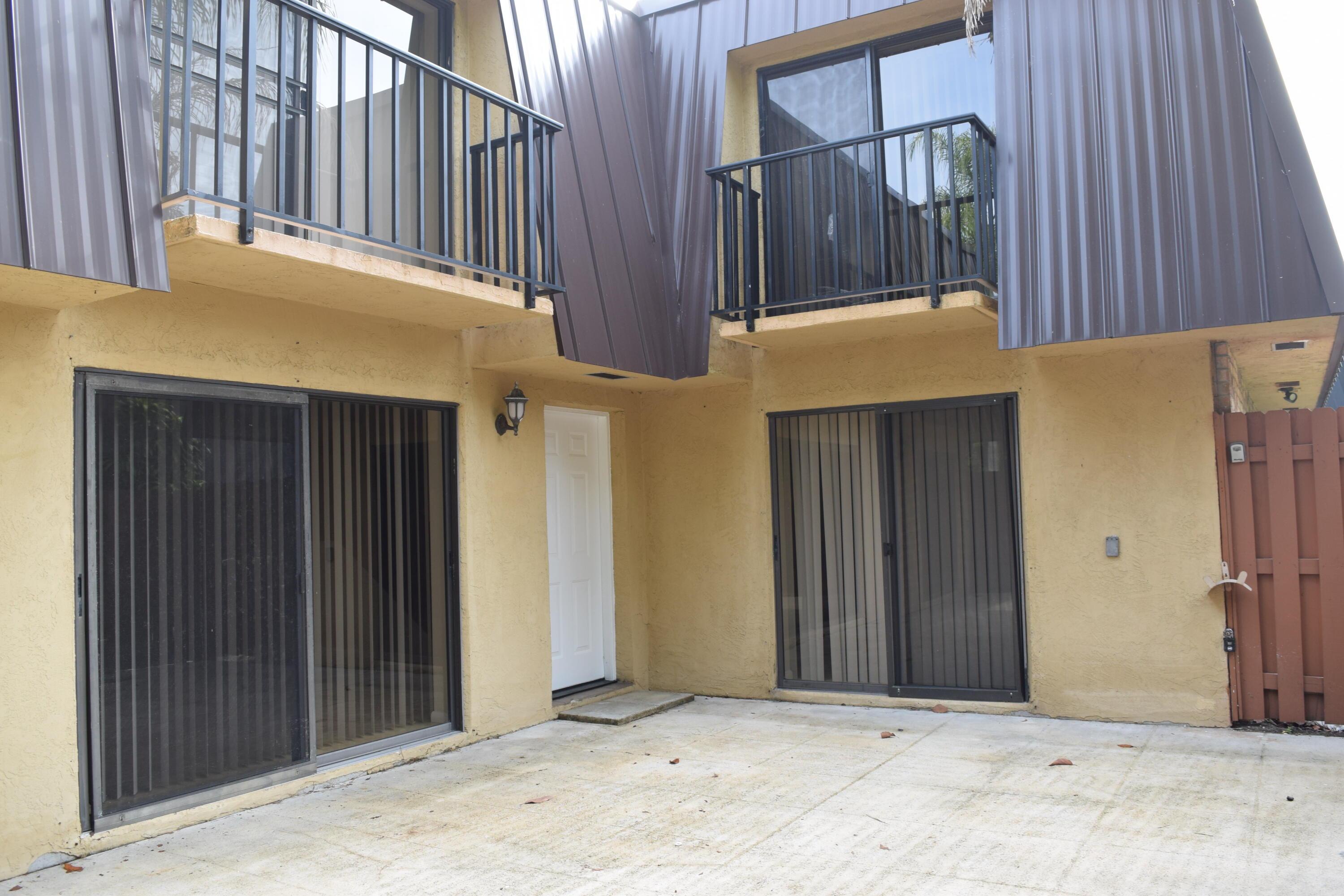 5945 SE Windsong Lane 907, Stuart, FL 34997, Stuart - Photo 2