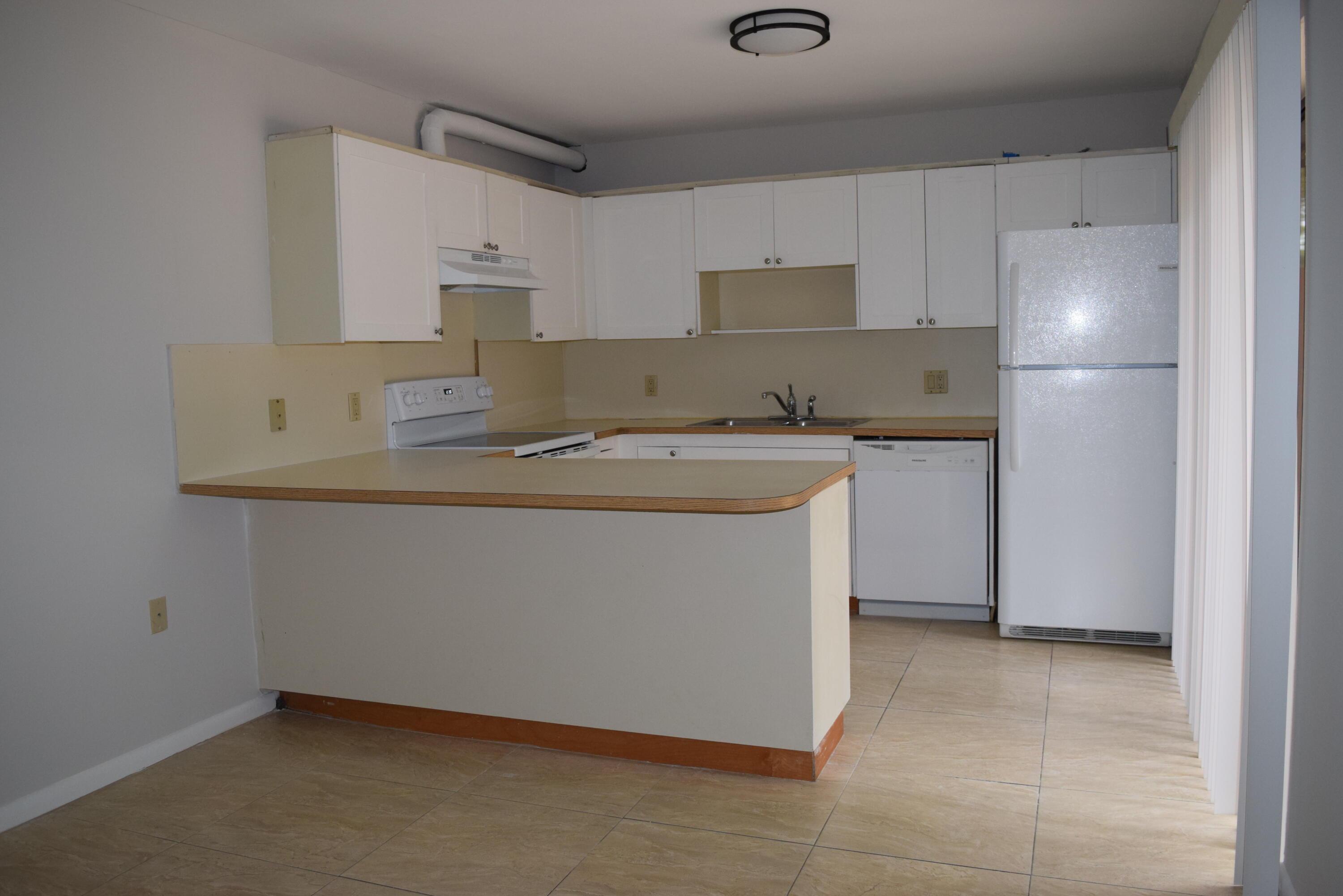 5945 SE Windsong Lane 907, Stuart, FL 34997, Stuart - Photo 5