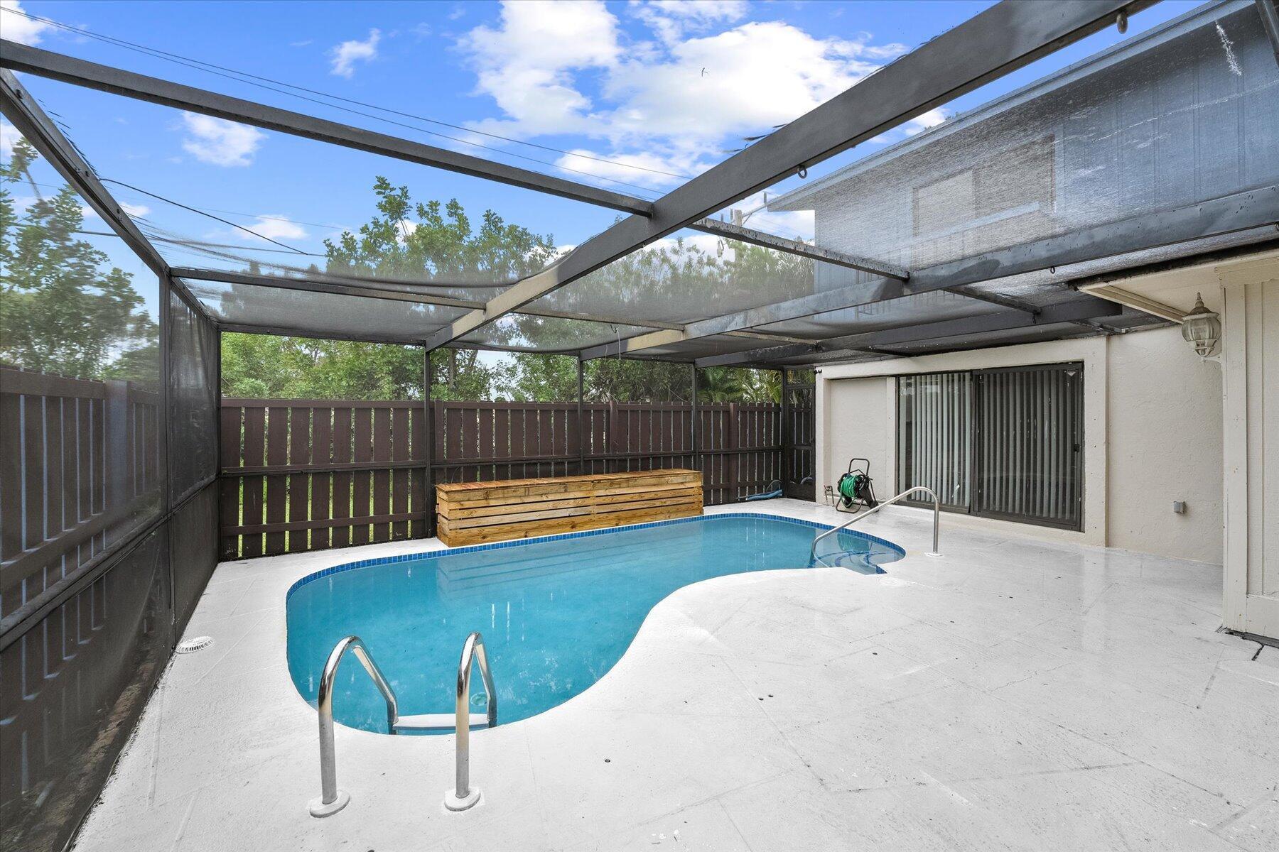 4749 Holly Lake Drive, Lake Worth, FL 33463, Lake Worth - Photo 2