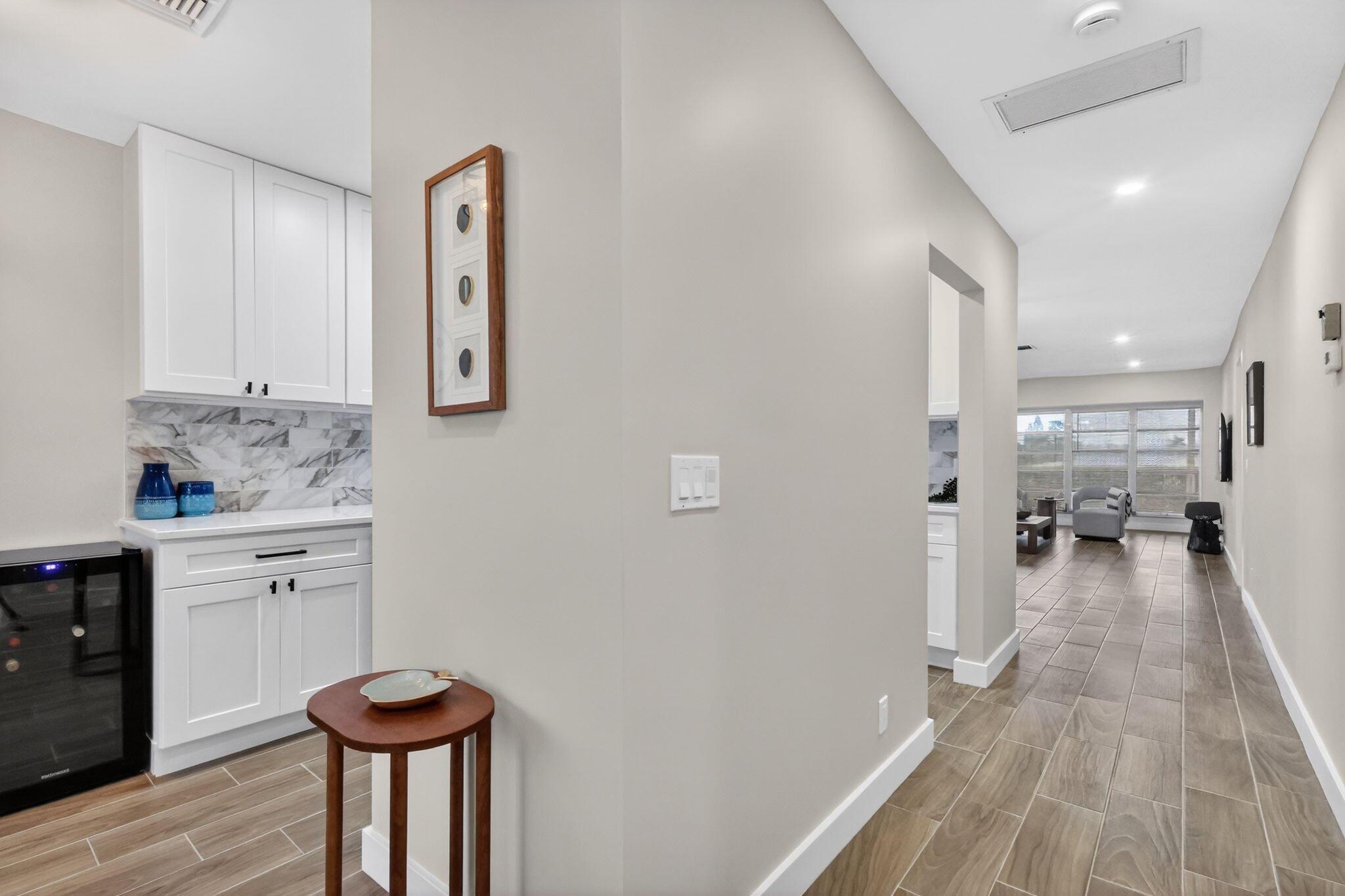 1101 Cactus Terrace 204, Delray Beach, FL 33445, Delray Beach - Photo 3