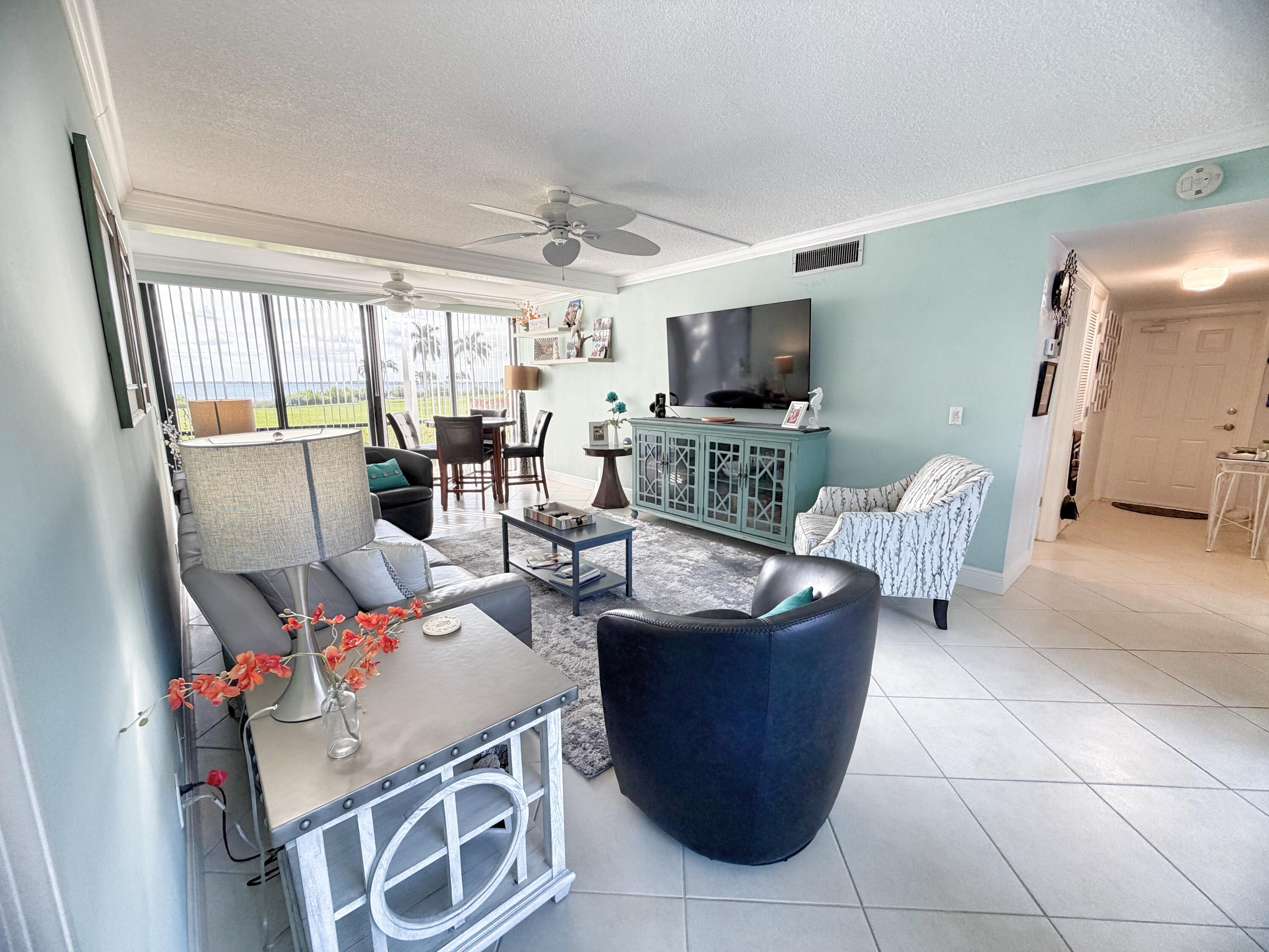 3492 NE Causeway Boulevard 101, Jensen Beach, FL 34957, Jensen Beach - Photo 3
