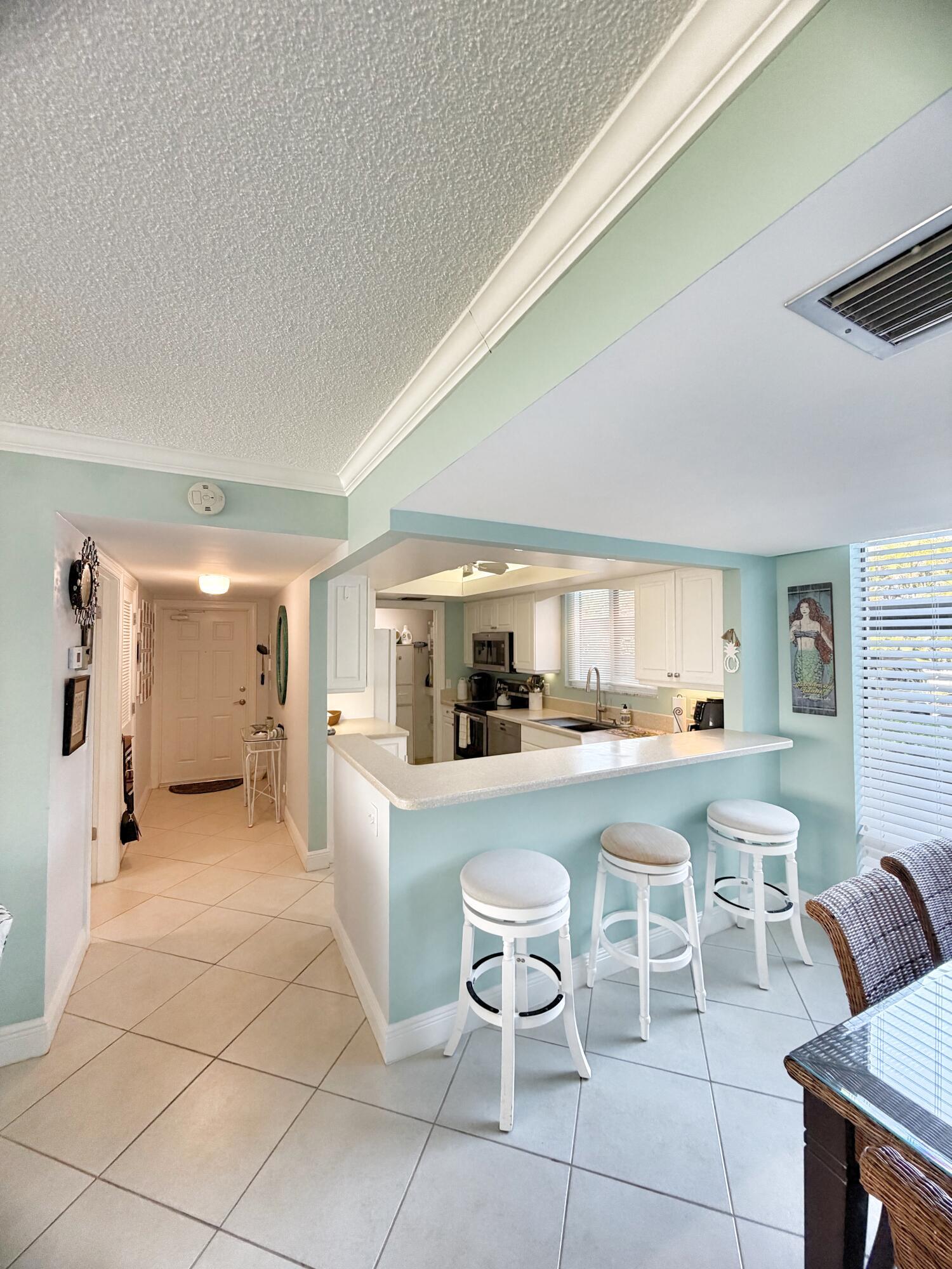 3492 NE Causeway Boulevard 101, Jensen Beach, FL 34957, Jensen Beach - Photo 4