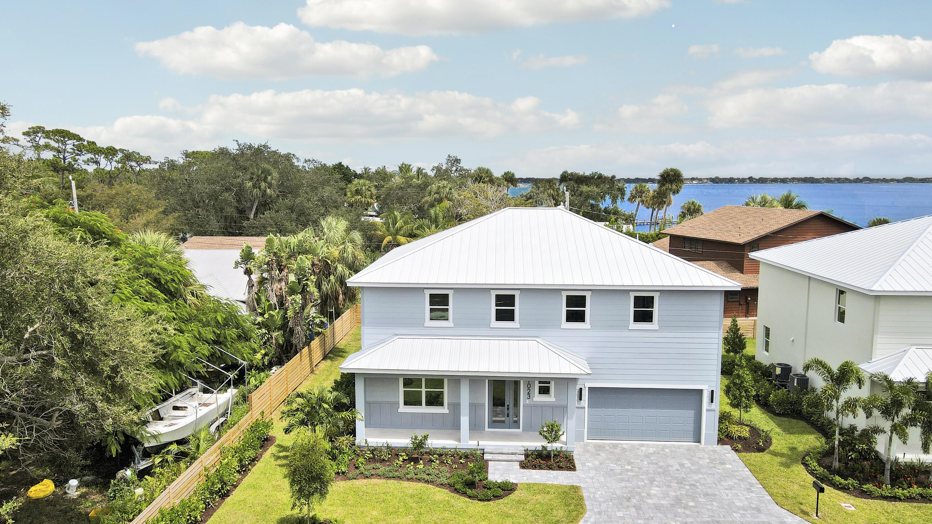1023 NE Orange Avenue, Jensen Beach, FL 34957, Jensen Beach - Photo 2