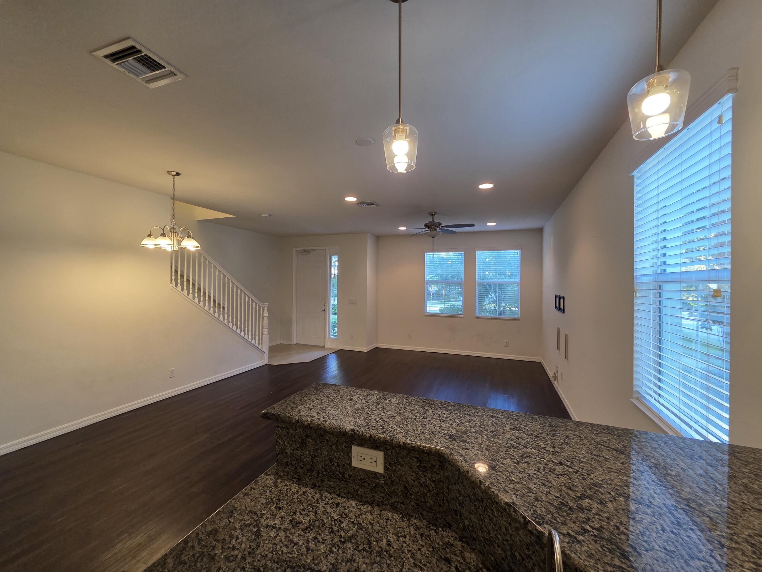 1102 Dakota Drive, Jupiter, FL 33458, Jupiter - Photo 3