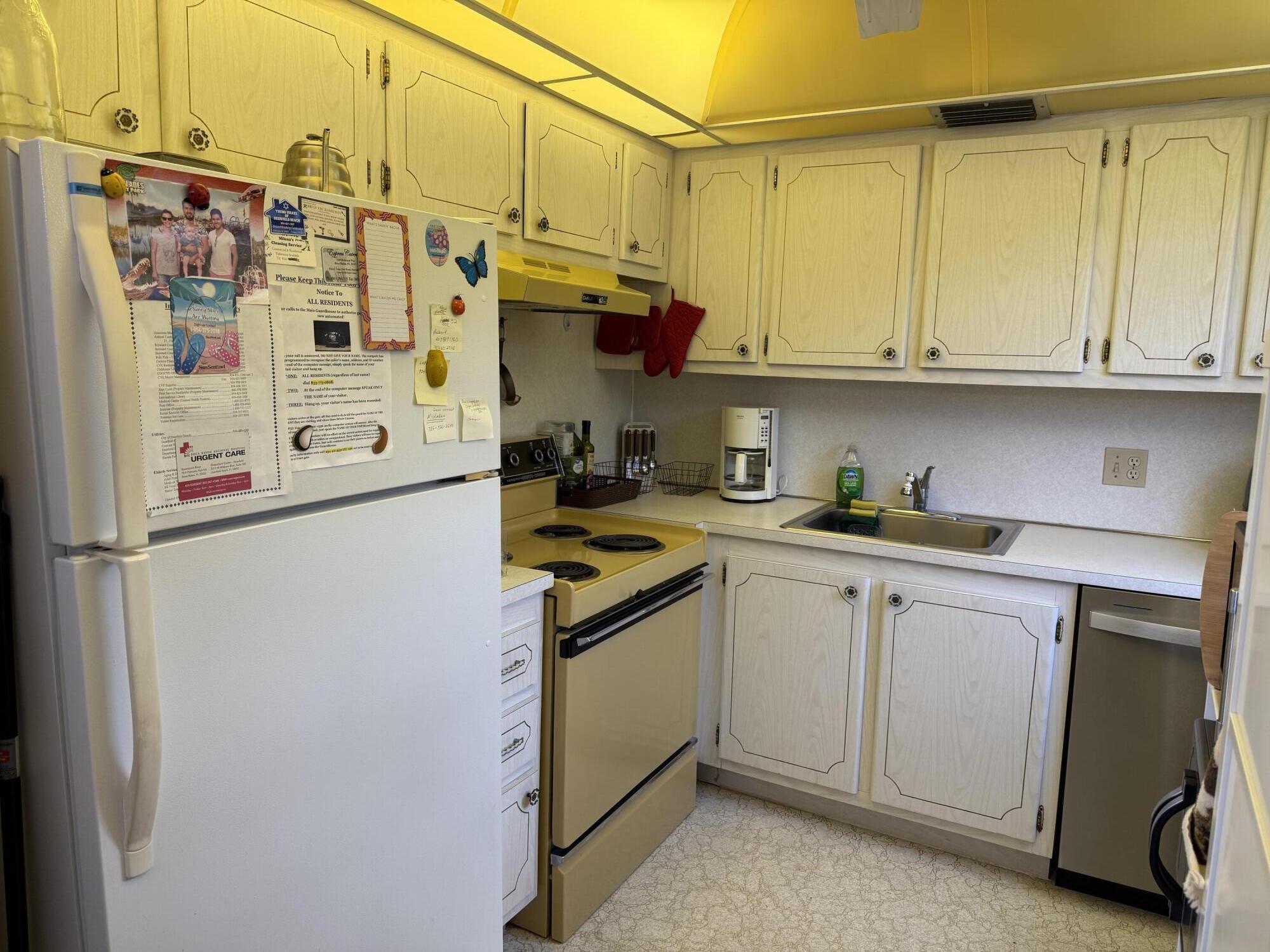 132 Newport I 132, Deerfield Beach, FL 33442, Deerfield Beach - Photo 5