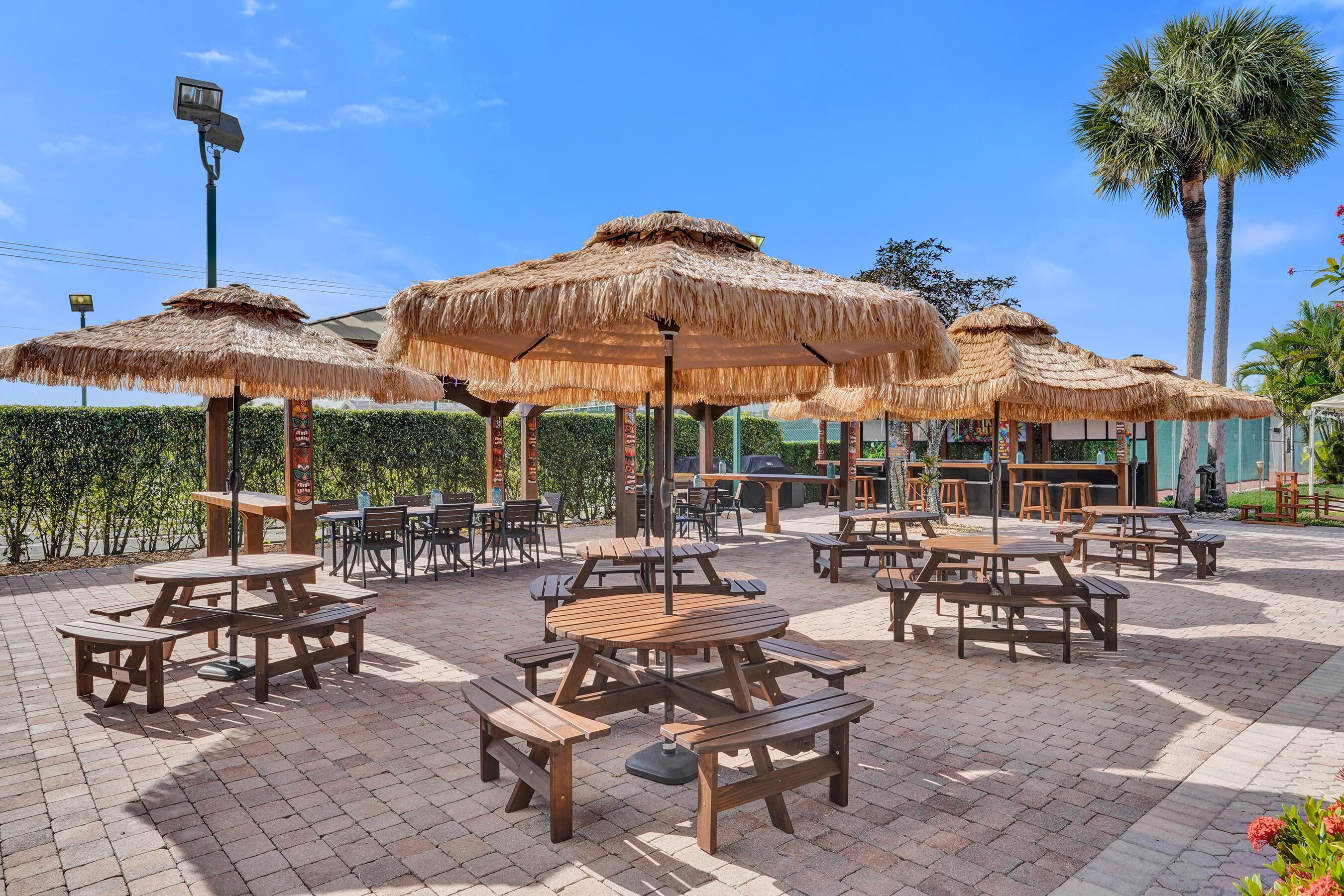 140 Lake Meryl Drive 140, West Palm Beach, FL 33411, West Palm Beach - Photo 4